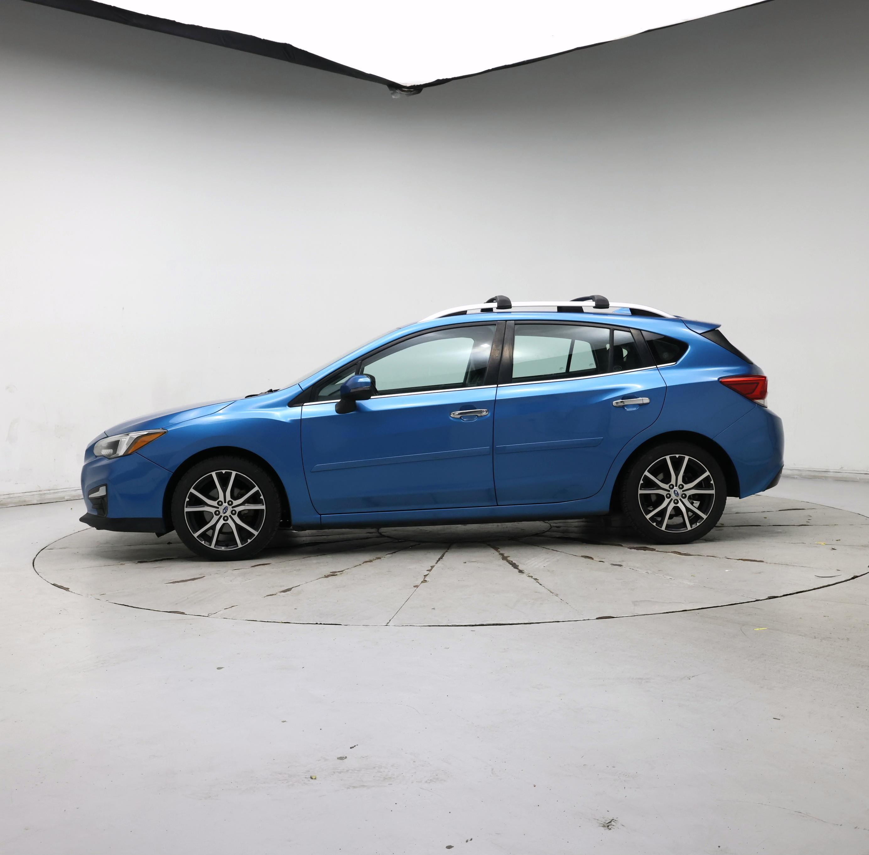Thumbnail: 2017 Subaru Impreza - 3