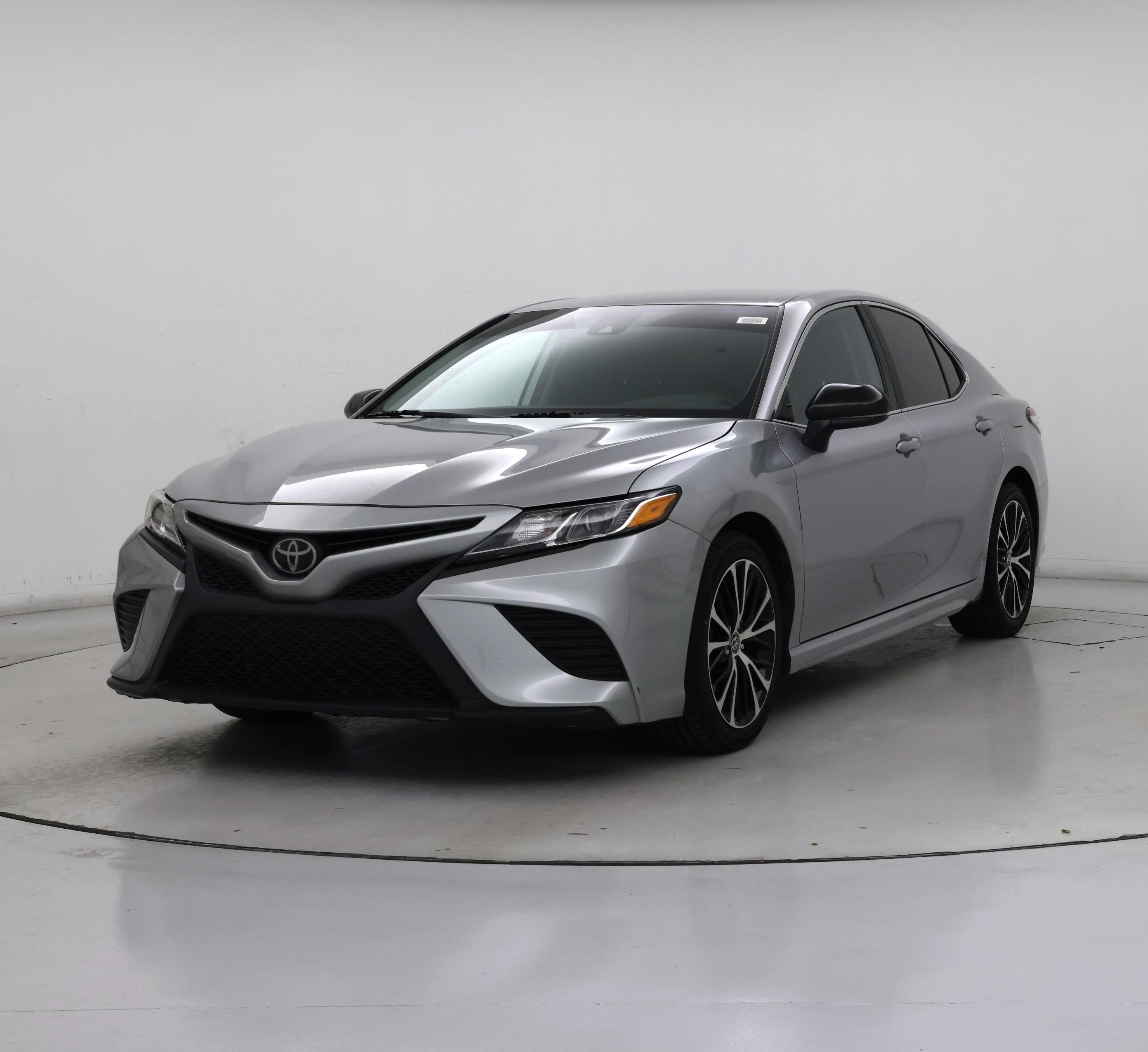 Thumbnail: 2020 Toyota Camry - 4