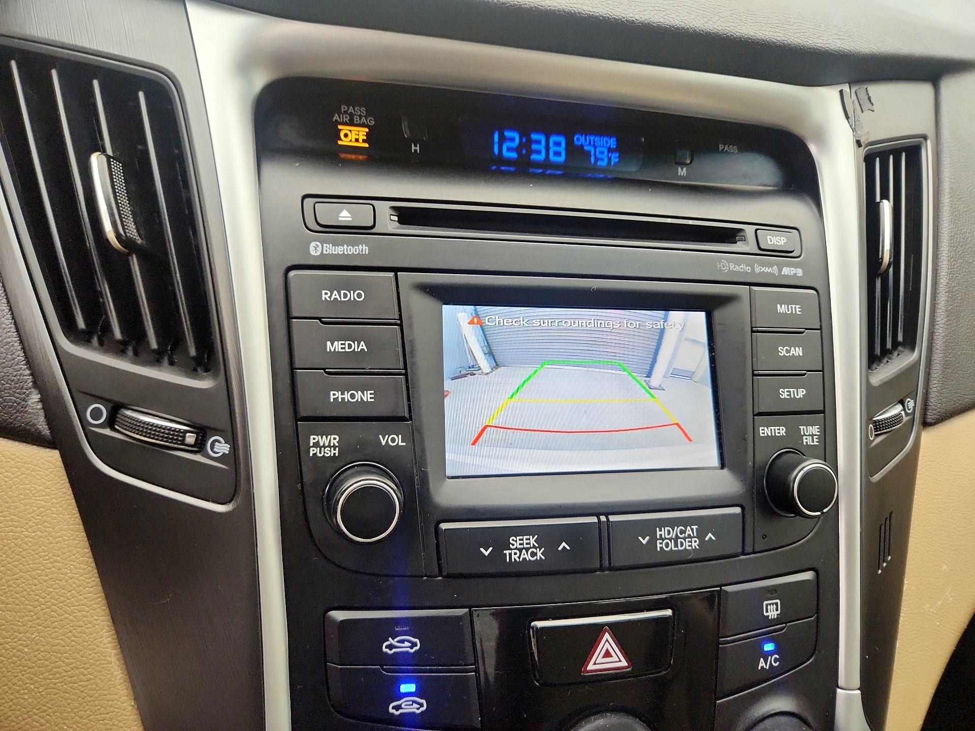 Thumbnail: 2014 Hyundai Sonata - 14