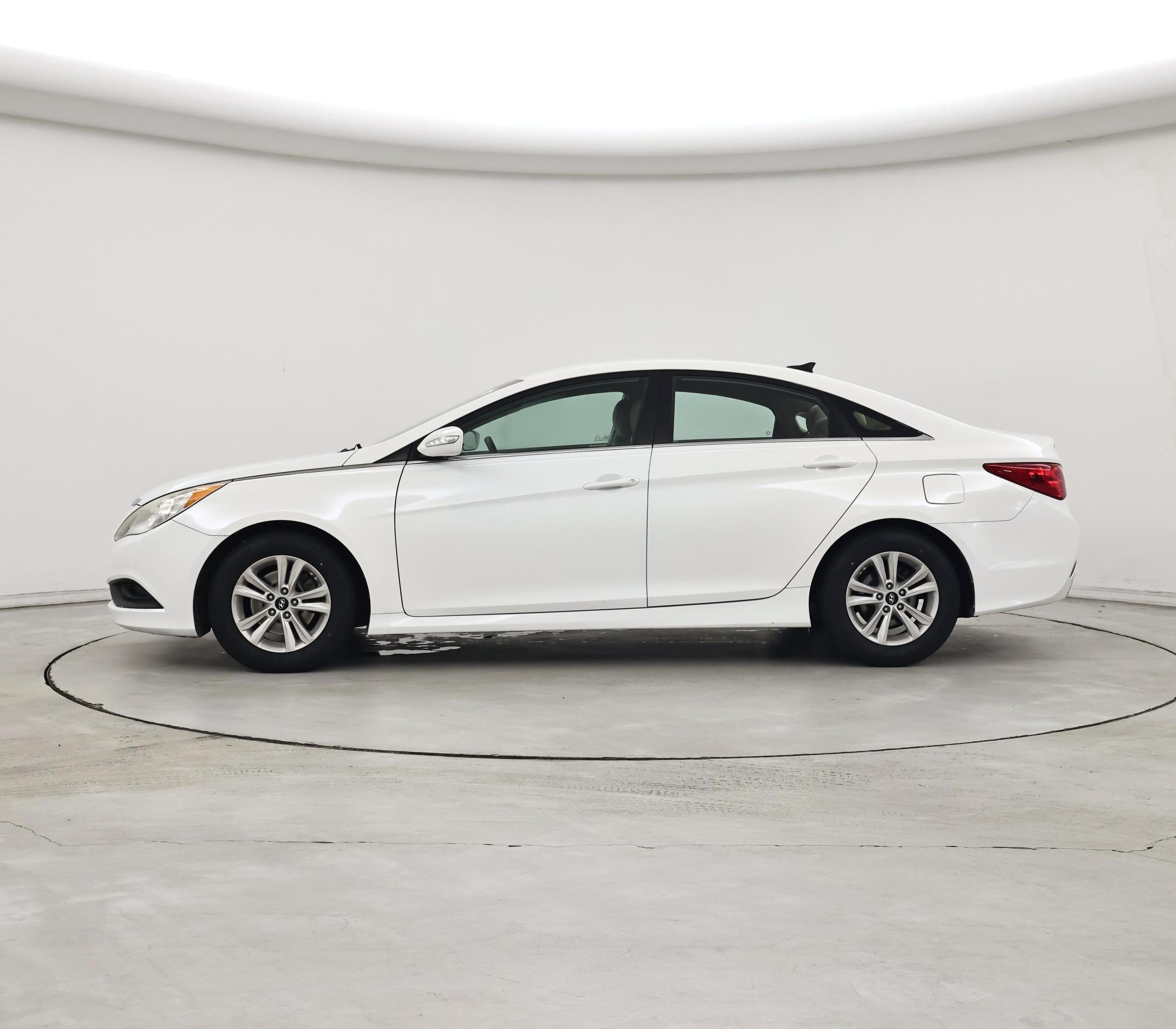 Thumbnail: 2014 Hyundai Sonata - 3