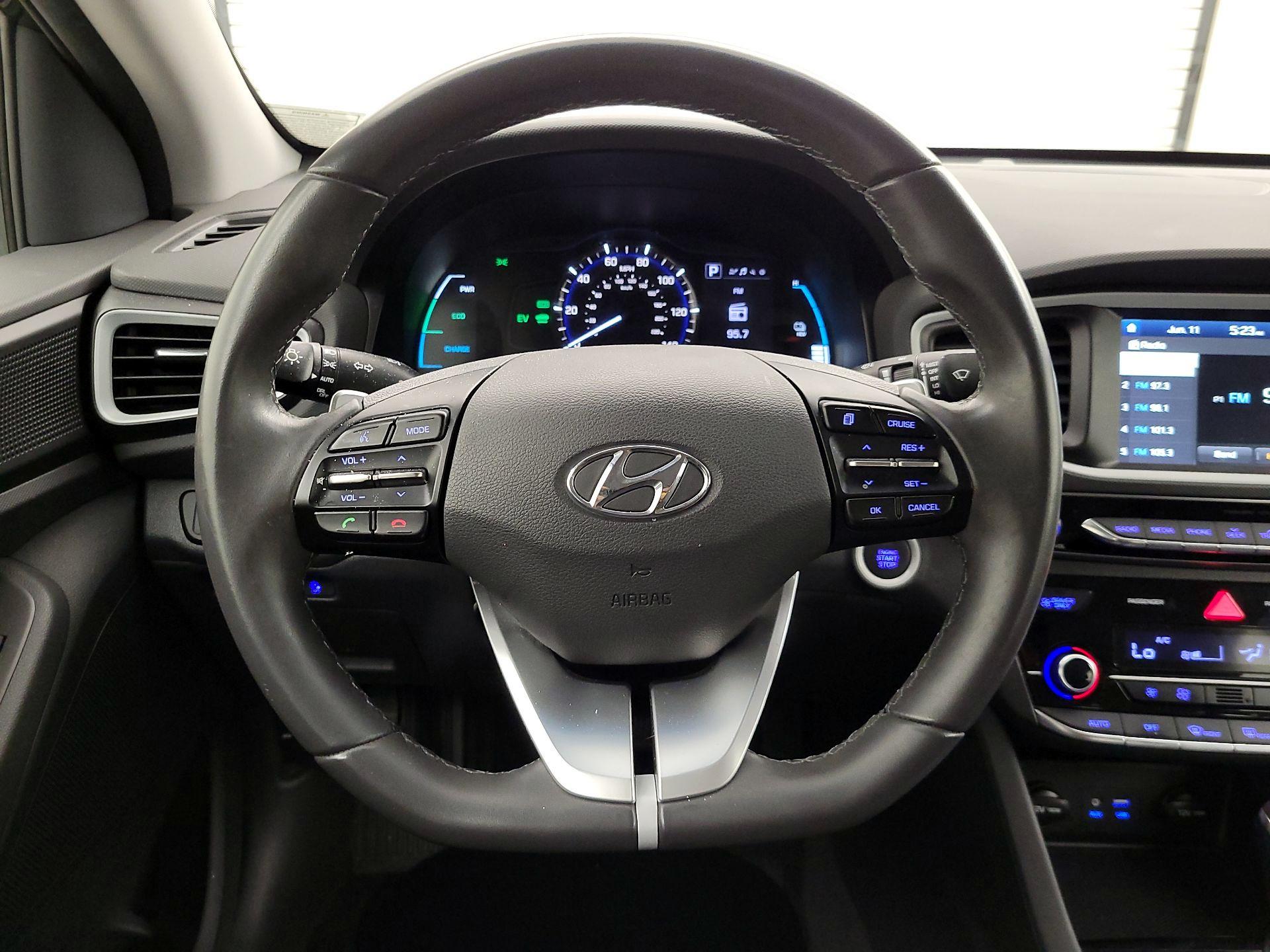 Thumbnail: 2019 Hyundai Ioniq - 10
