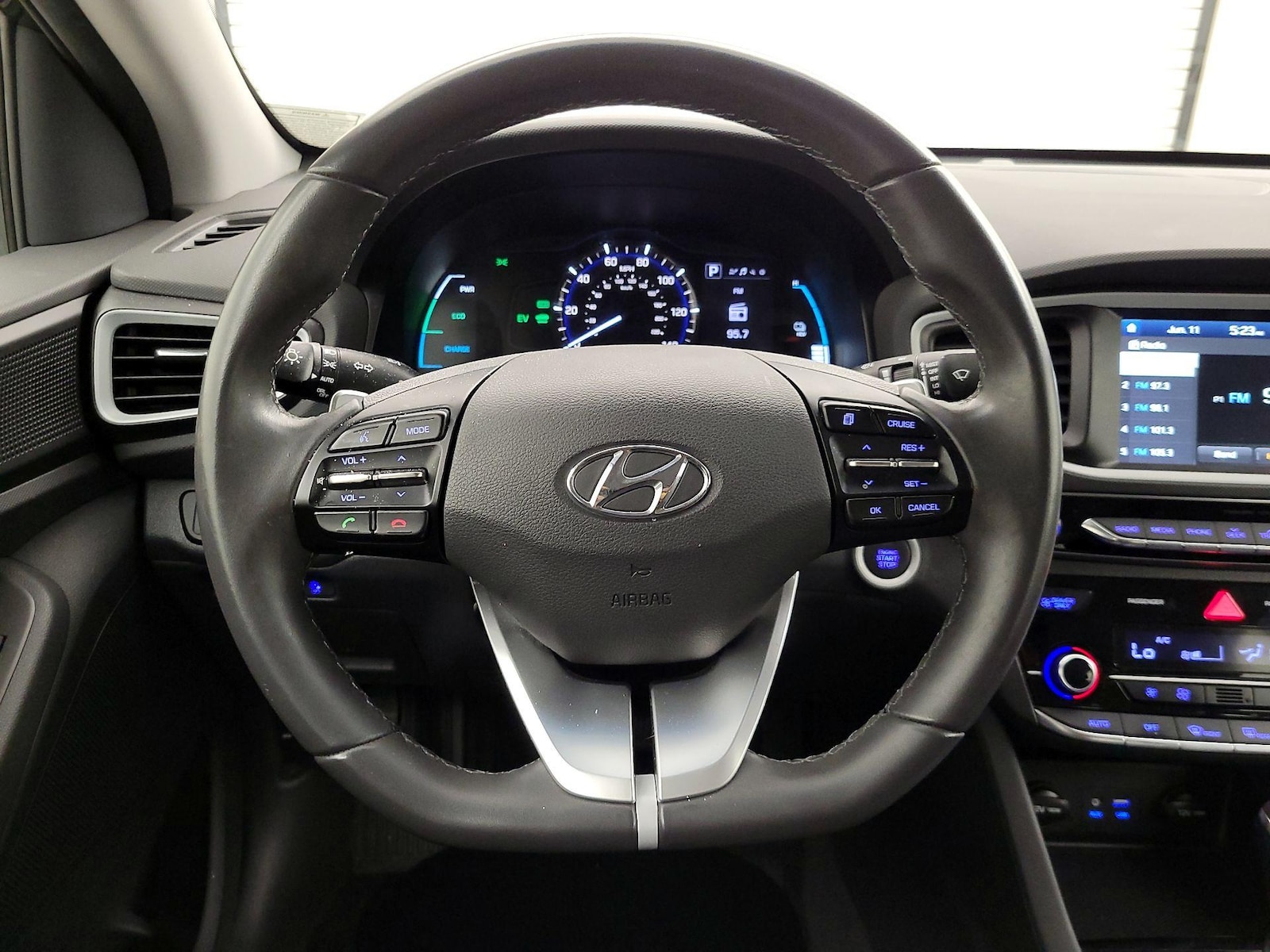 2019 Hyundai Ioniq Base - Photo 11