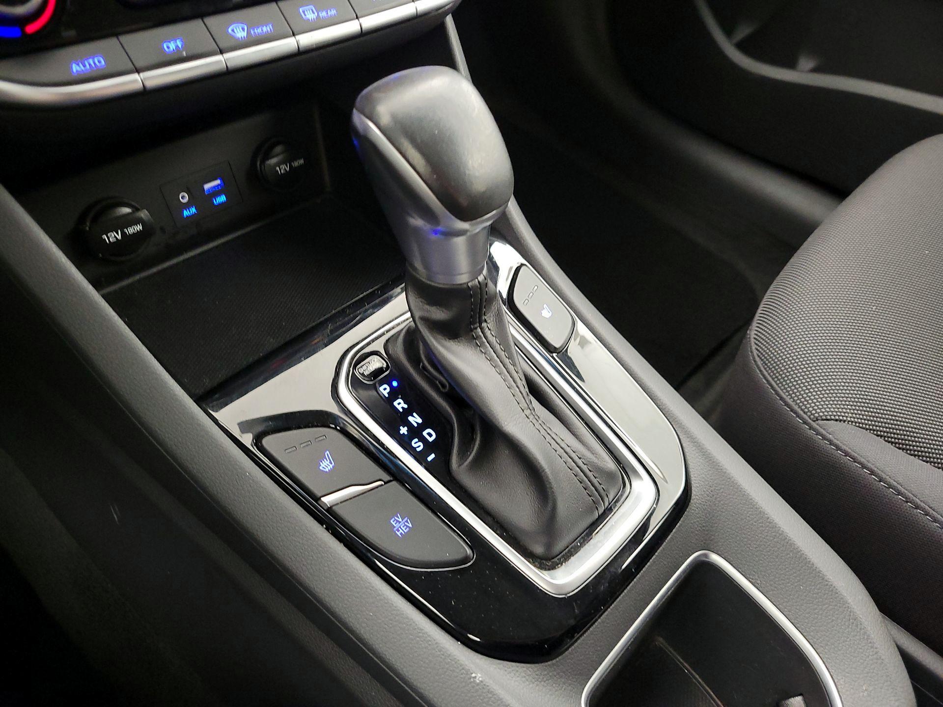 Thumbnail: 2019 Hyundai Ioniq - 17
