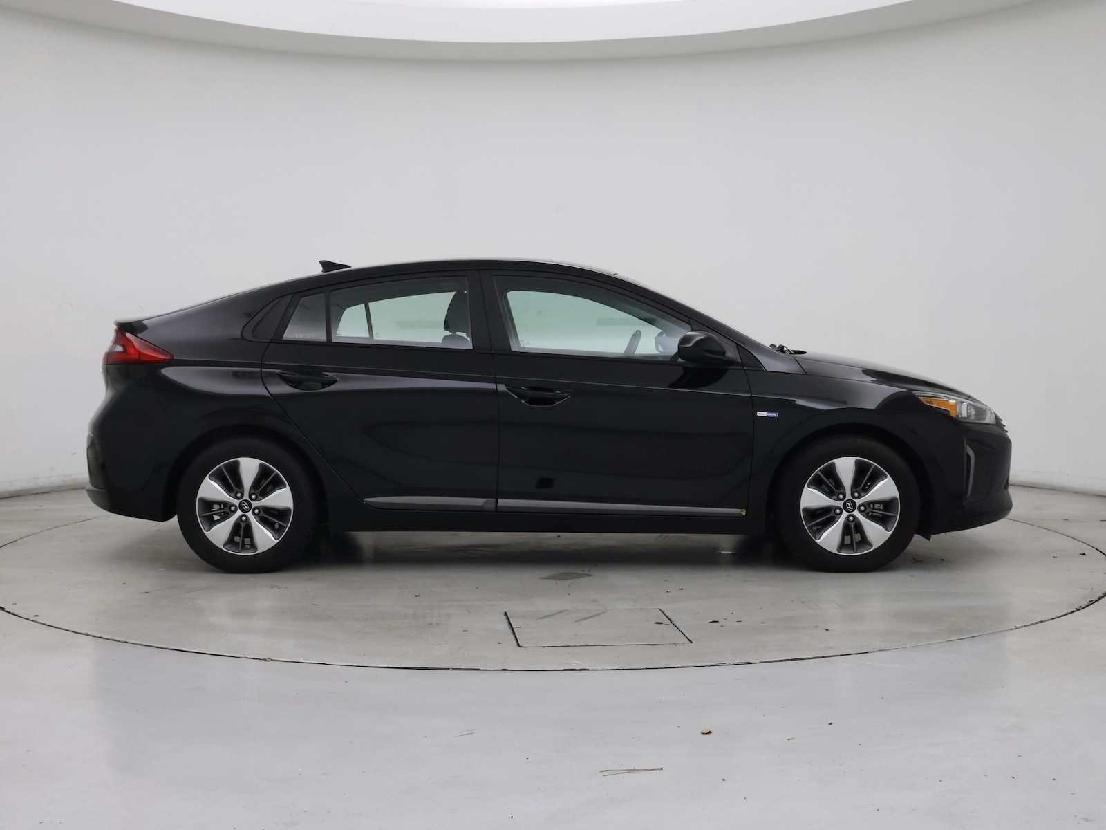 2019 Hyundai Ioniq Base - Photo 8