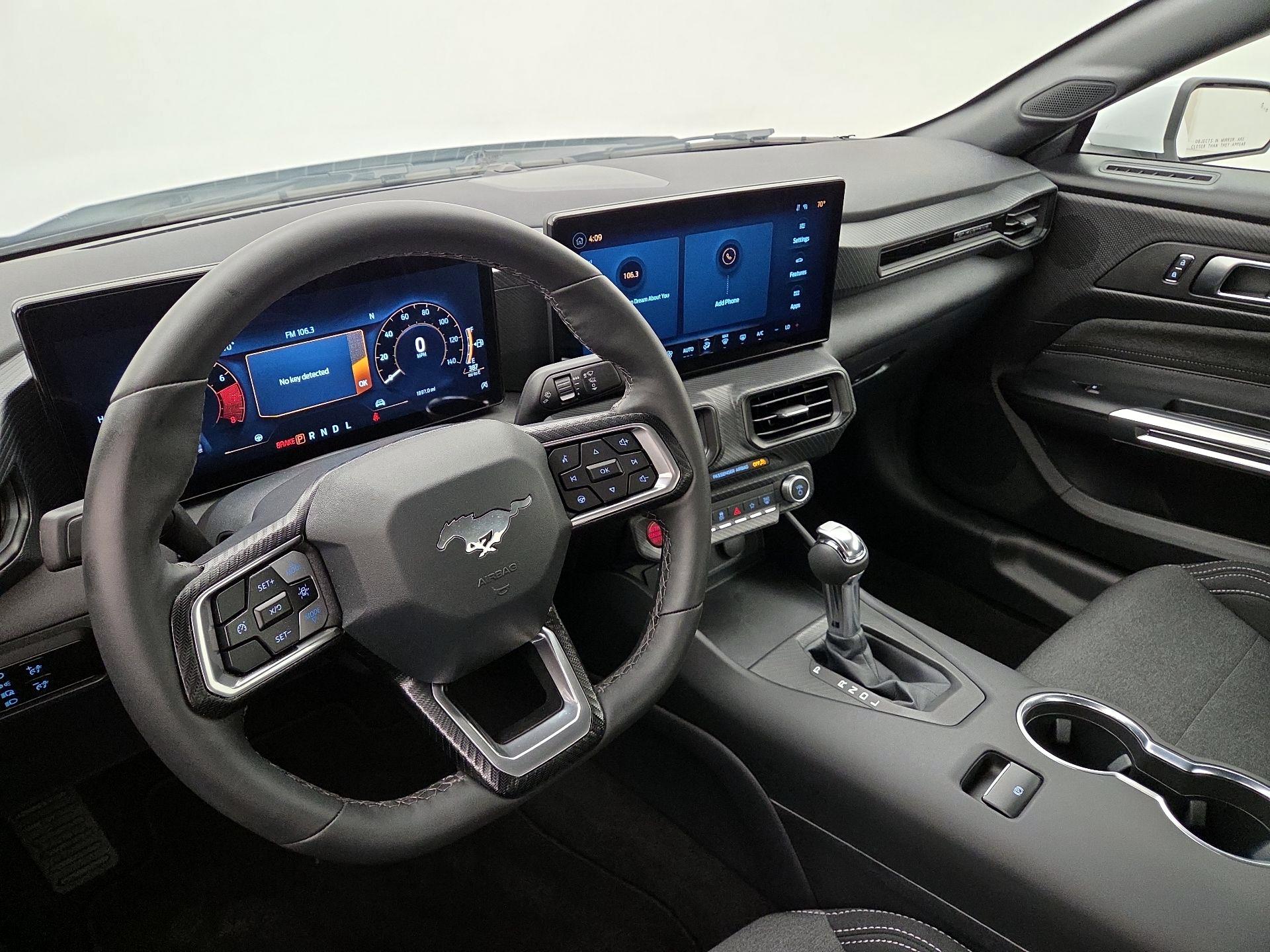 Thumbnail: 2025 Ford Mustang - 9