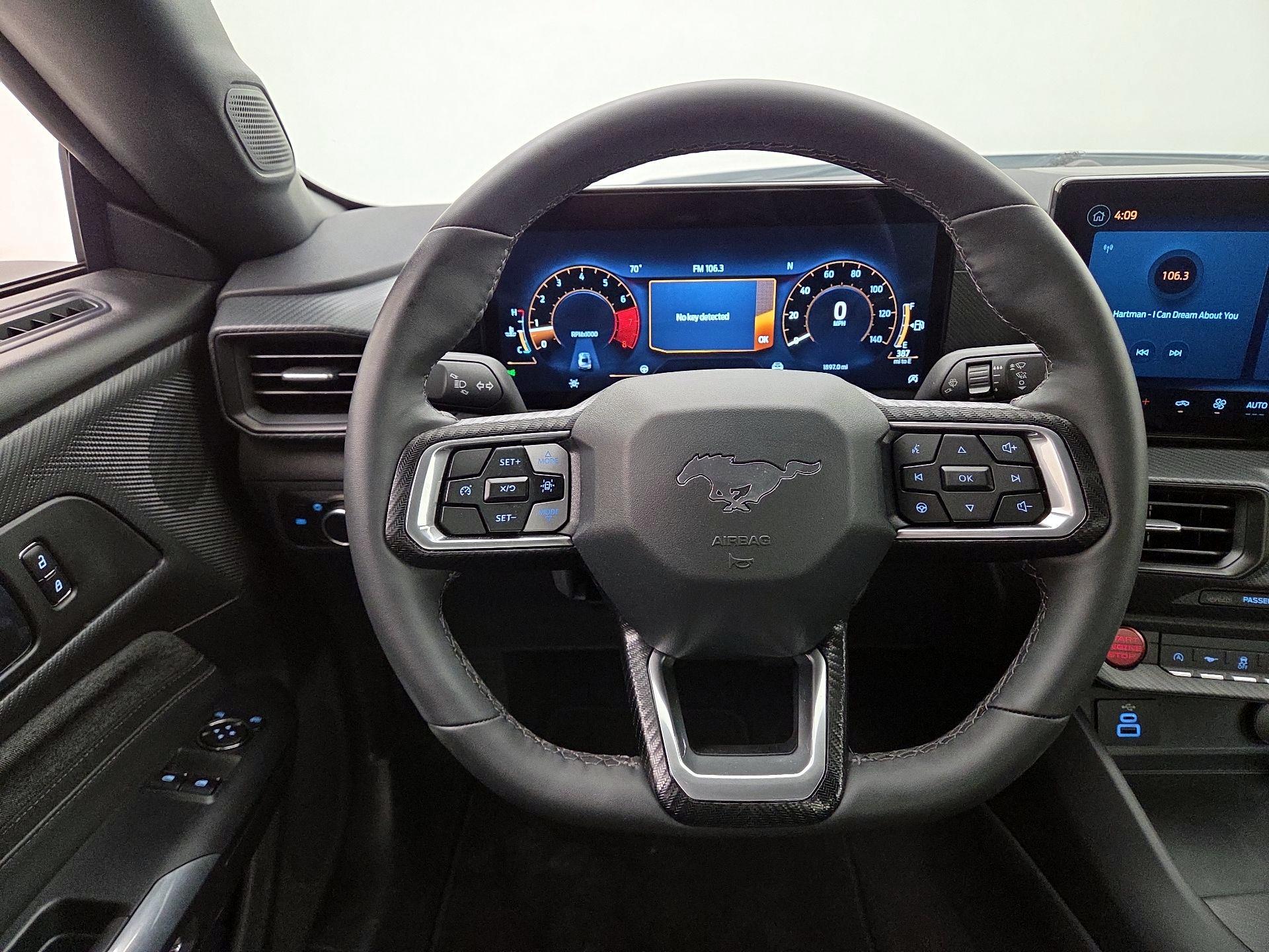 Thumbnail: 2025 Ford Mustang - 10