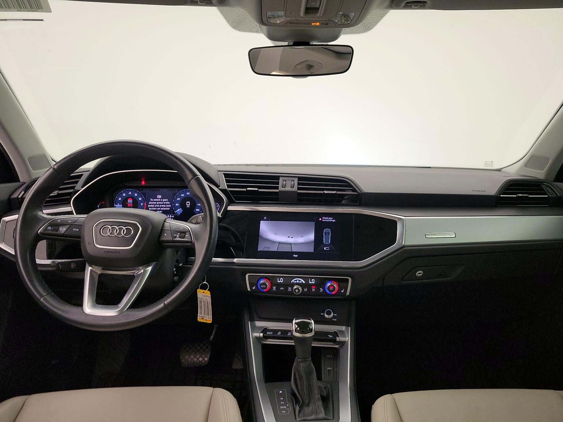 Thumbnail: 2020 Audi Q3 - 9