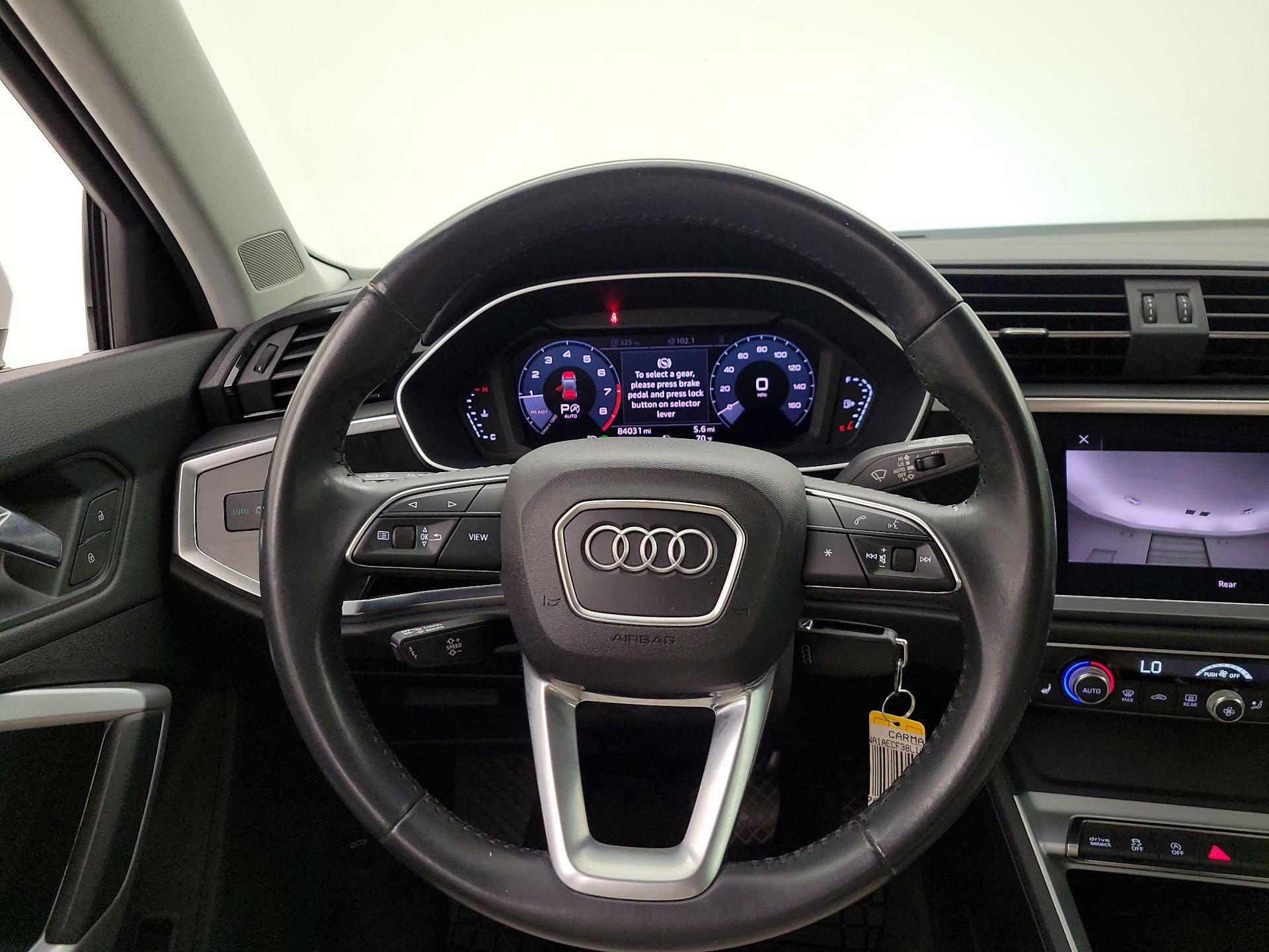 Thumbnail: 2020 Audi Q3 - 10