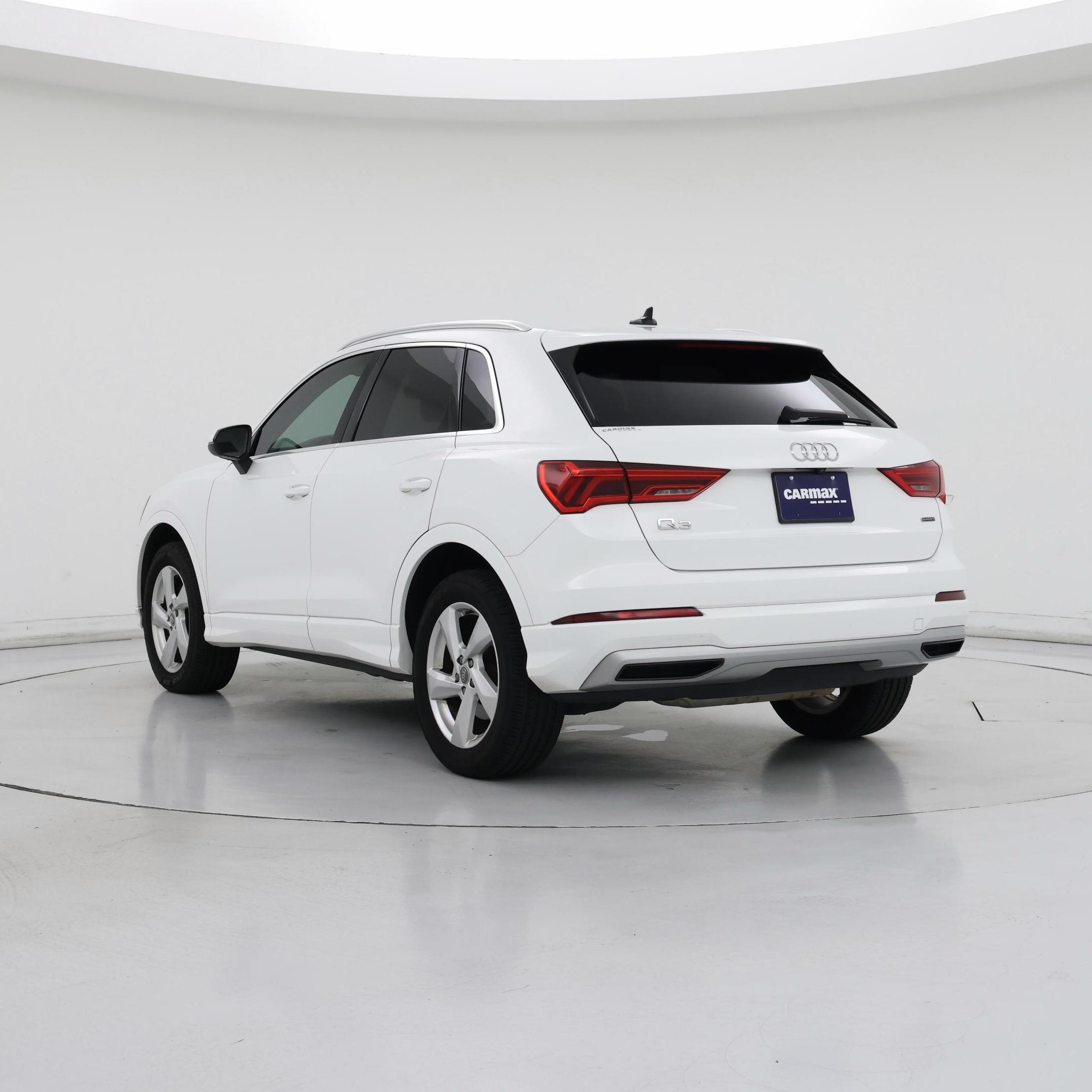 Thumbnail: 2020 Audi Q3 - 2