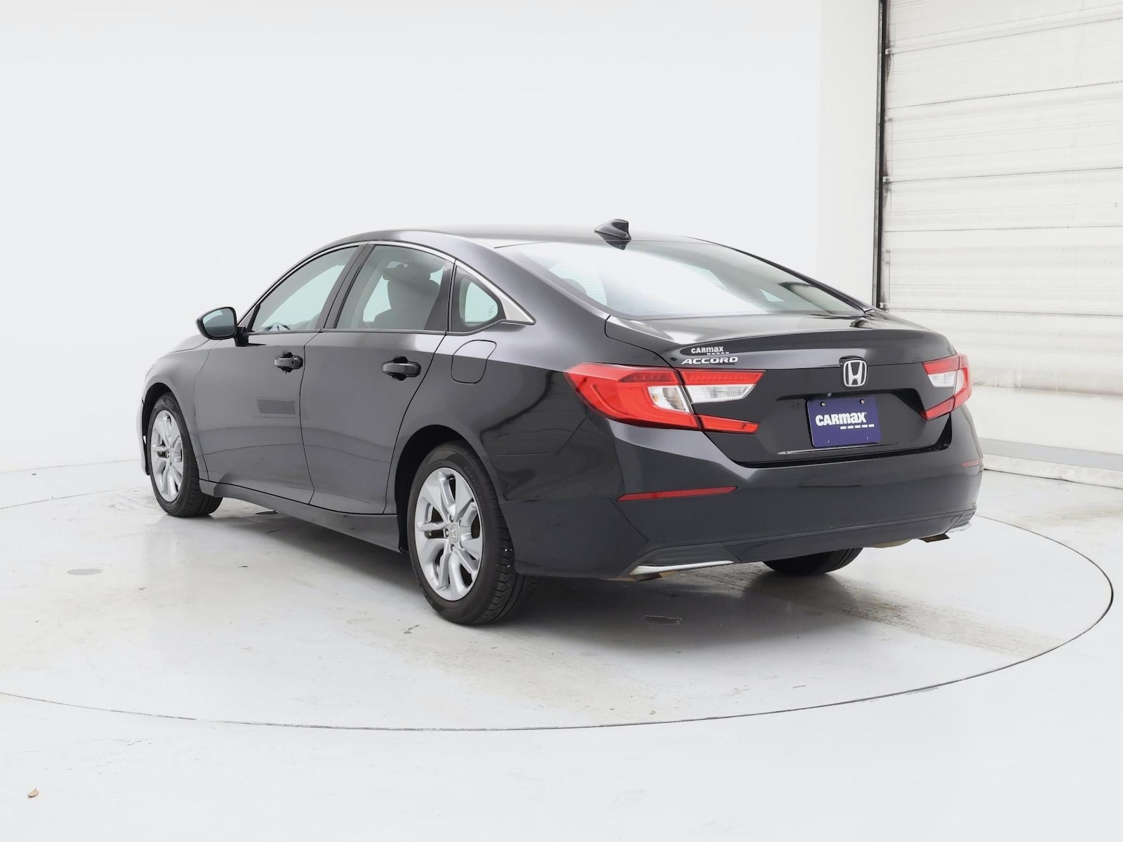 2018 Honda Accord LX - Photo 3