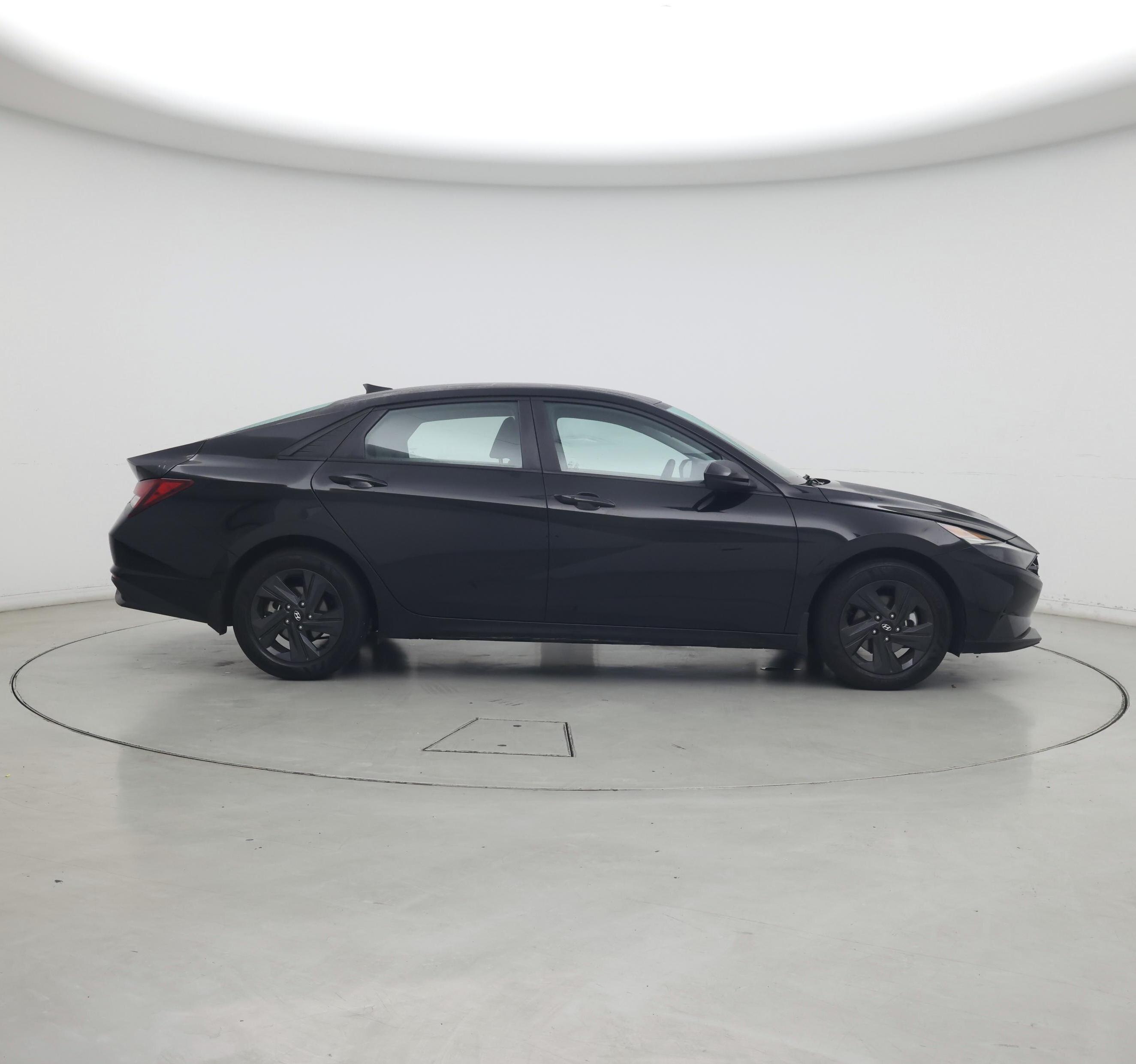Thumbnail: 2023 Hyundai Elantra - 7