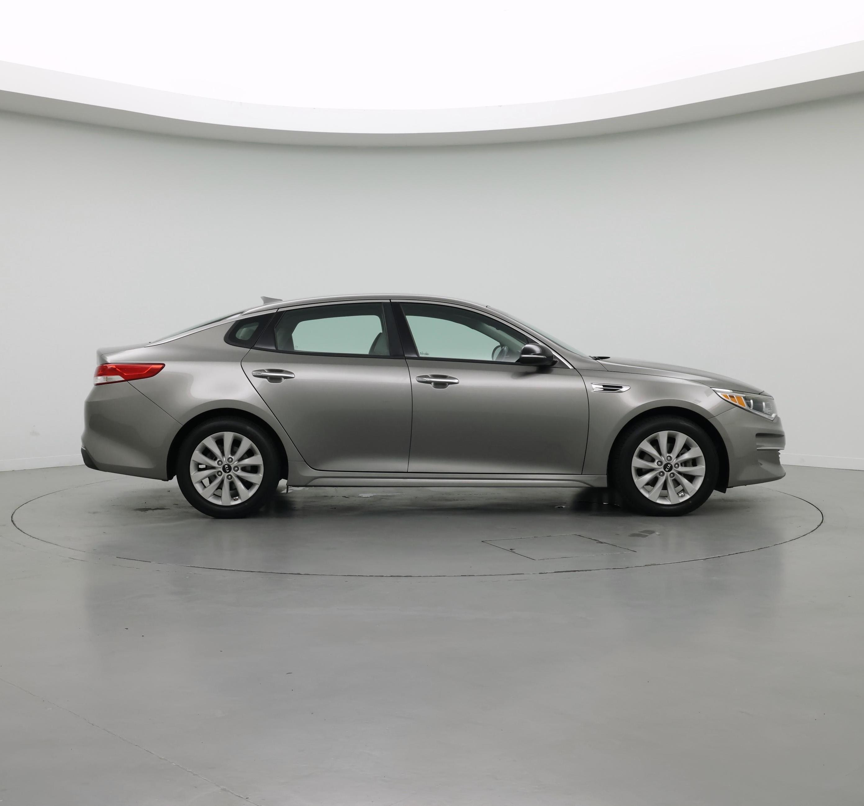 Thumbnail: 2016 Kia Optima - 7