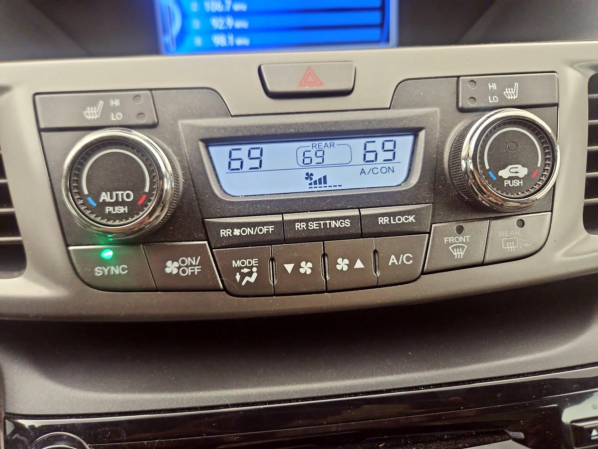 Thumbnail: 2016 Honda Odyssey - 14