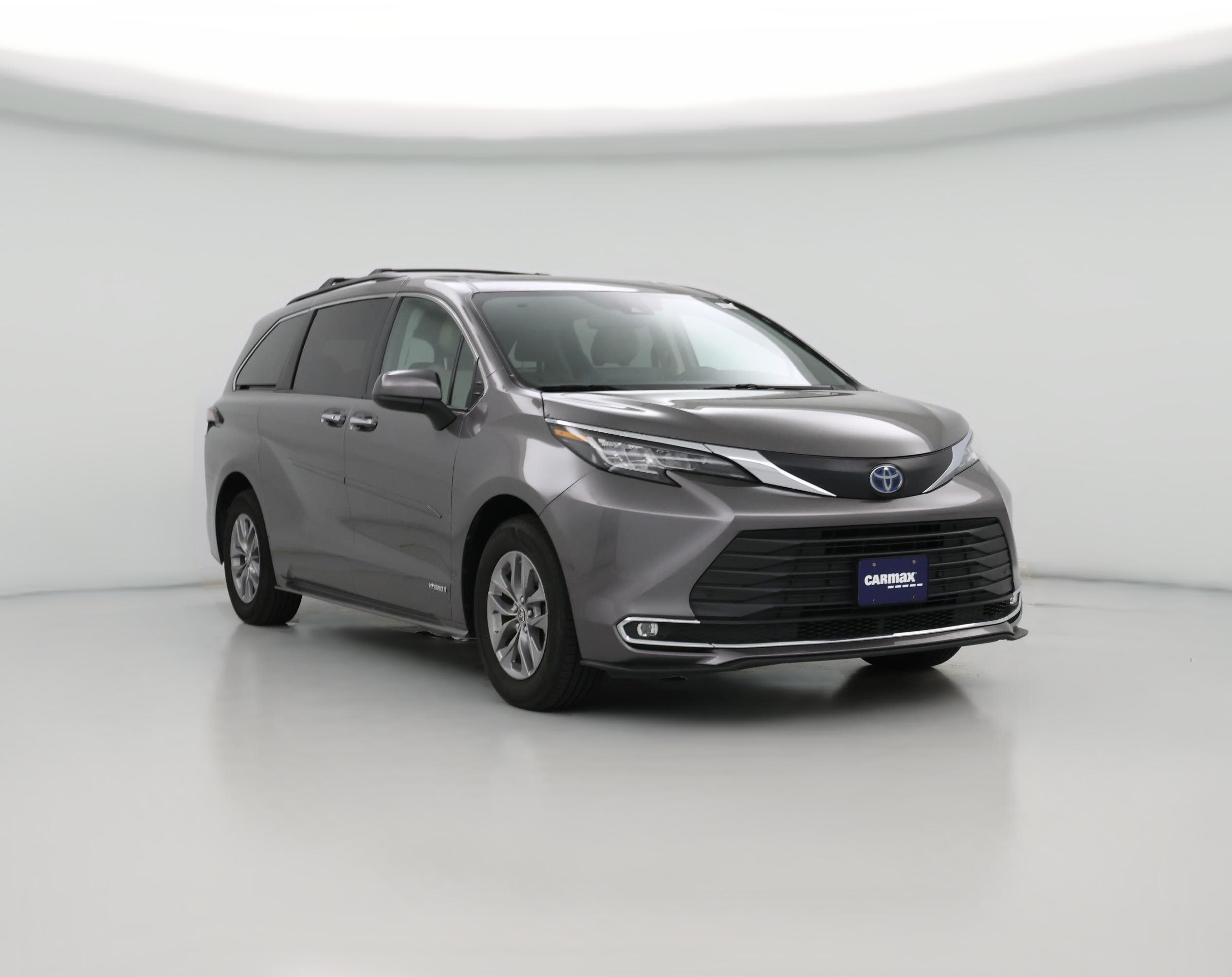 Thumbnail: 2021 Toyota Sienna - 1