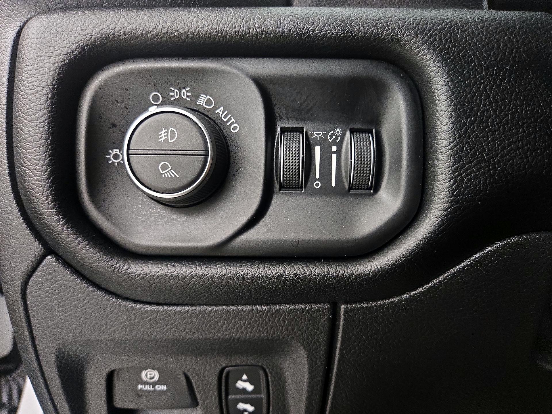 Thumbnail: 2021 RAM 1500 - 13