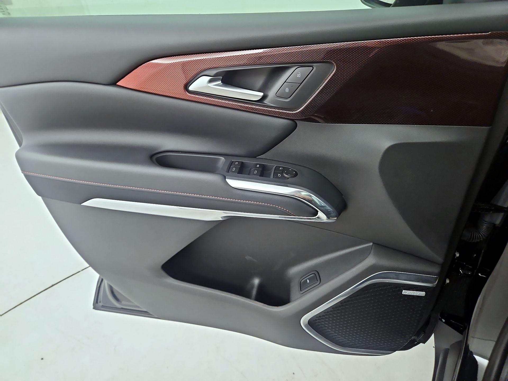 Thumbnail: 2026 Chevrolet Traverse - 12