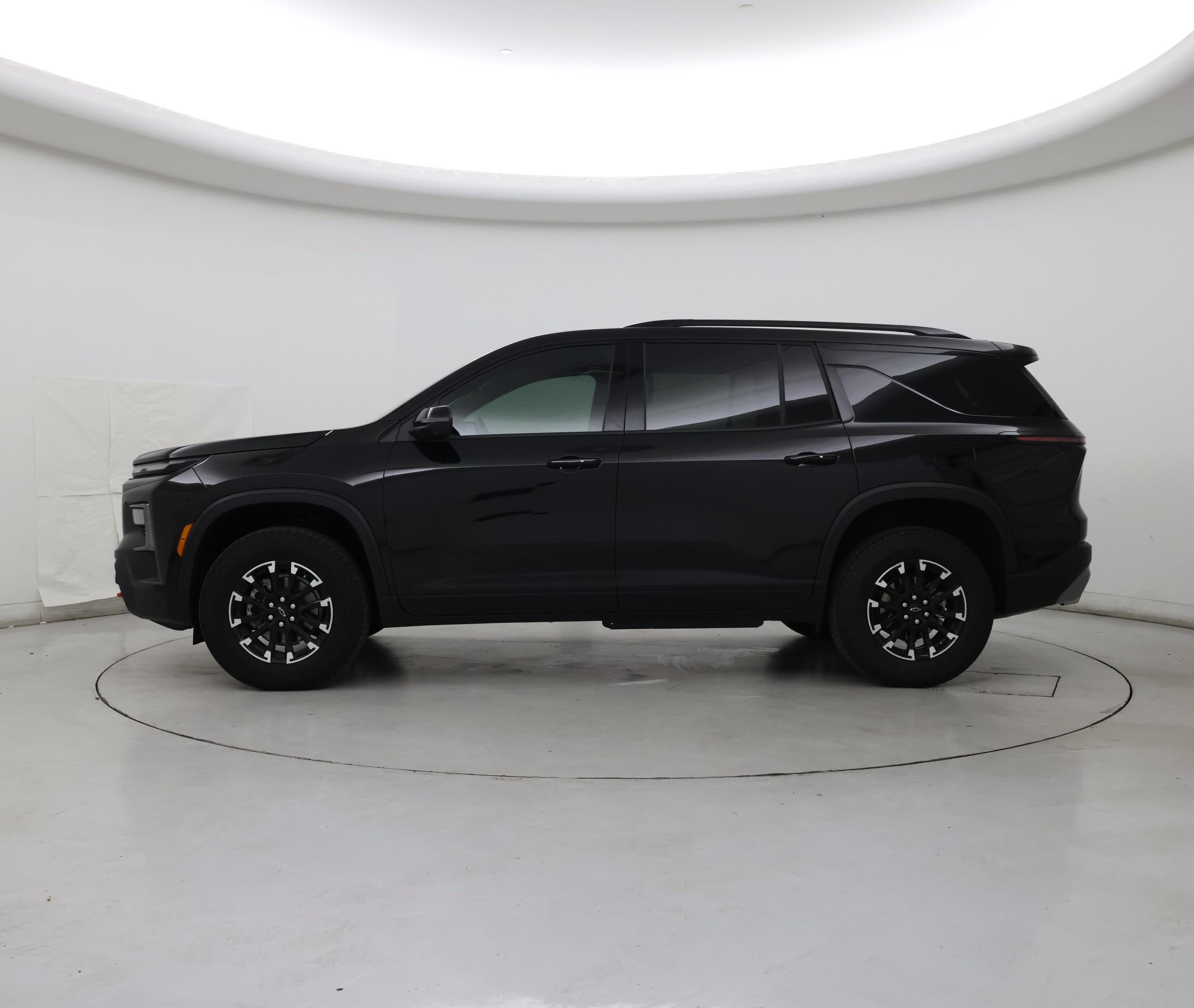 Thumbnail: 2026 Chevrolet Traverse - 3