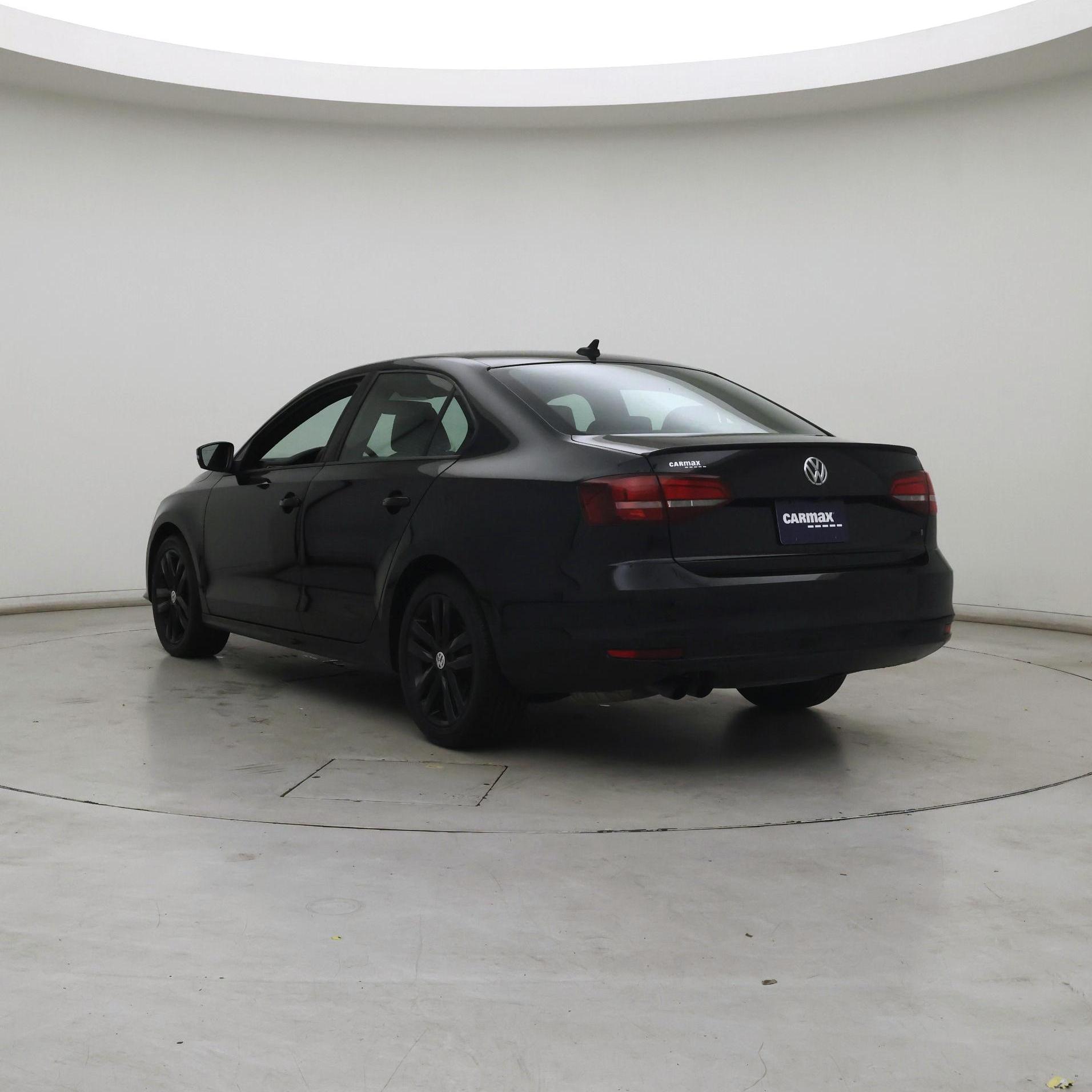 Thumbnail: 2018 Volkswagen Jetta - 2
