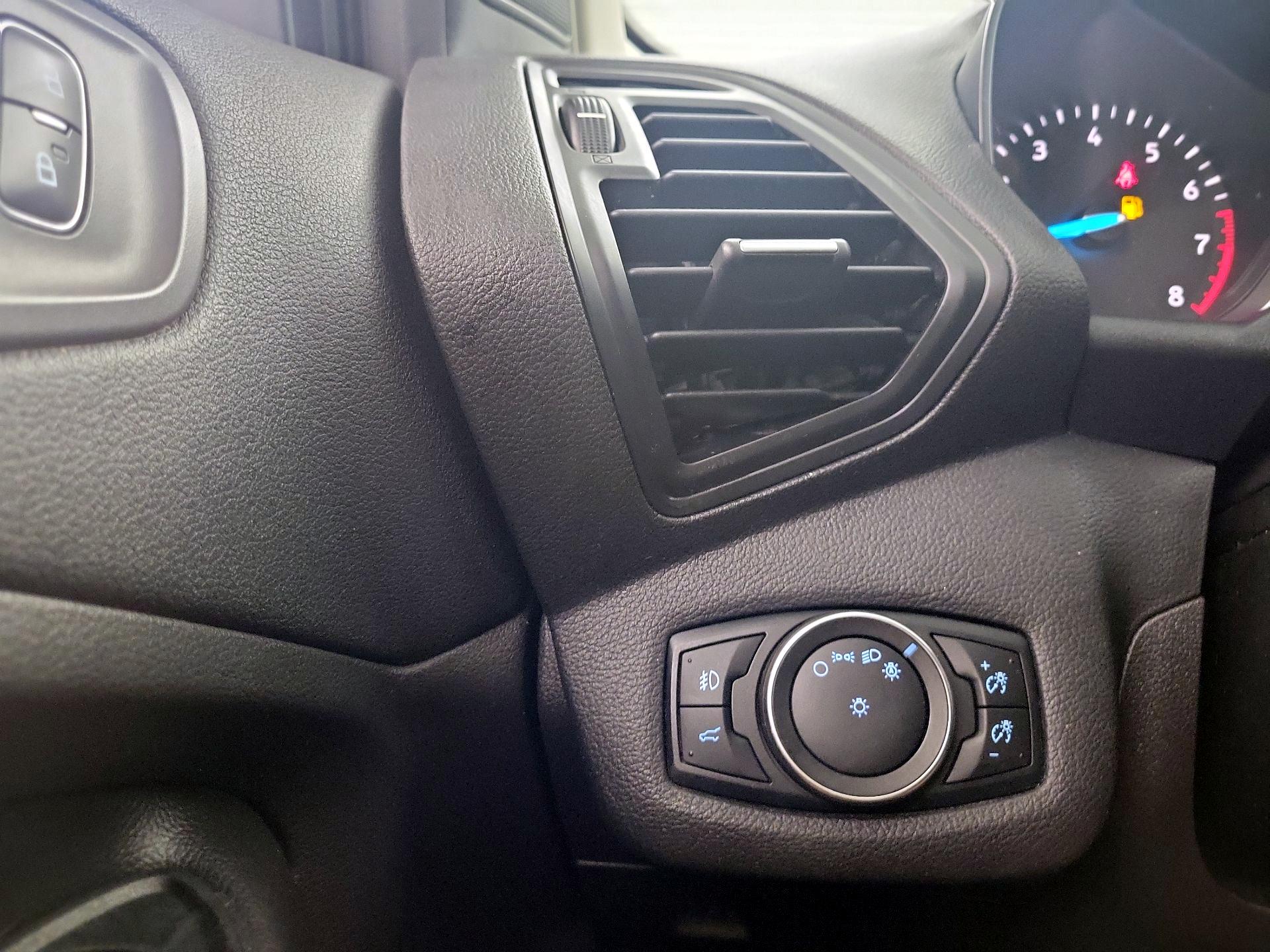 Thumbnail: 2017 Ford Escape - 13
