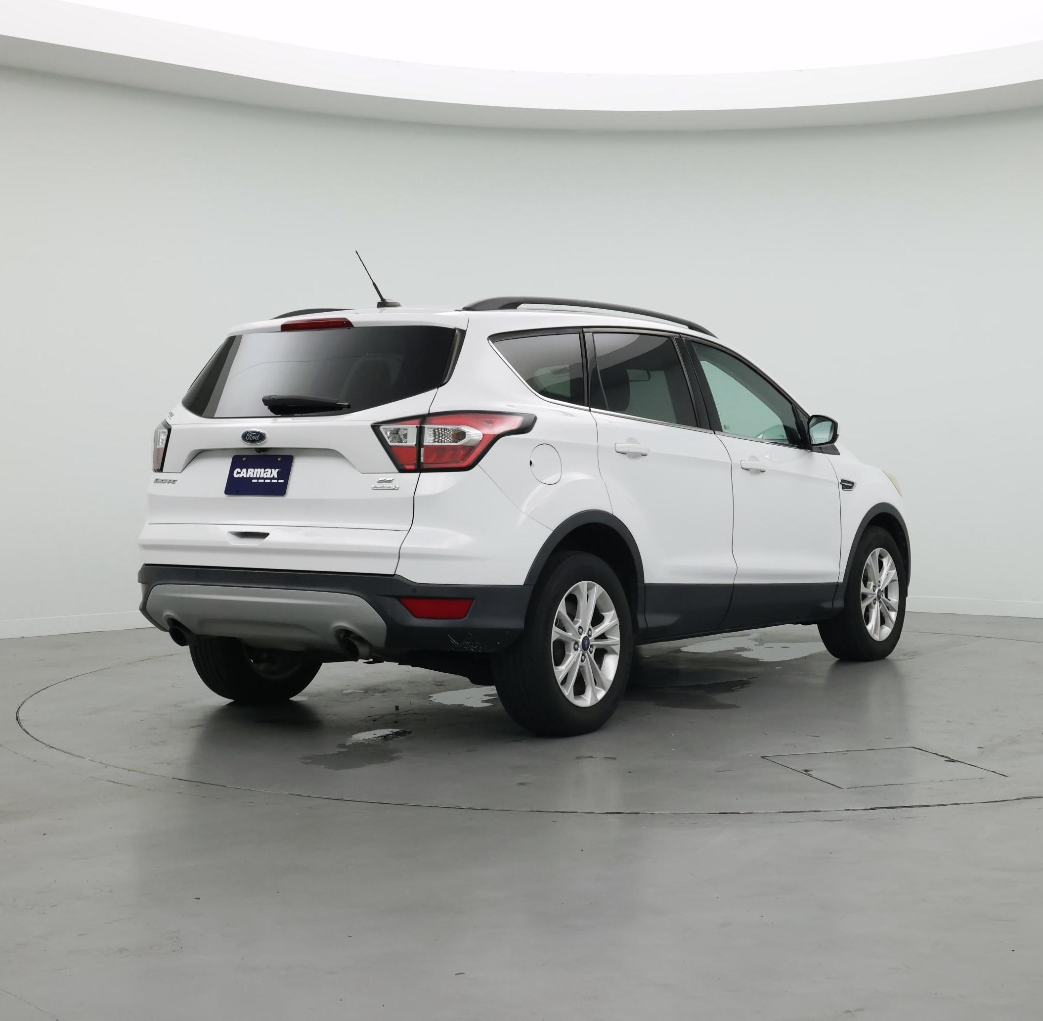 Thumbnail: 2017 Ford Escape - 8