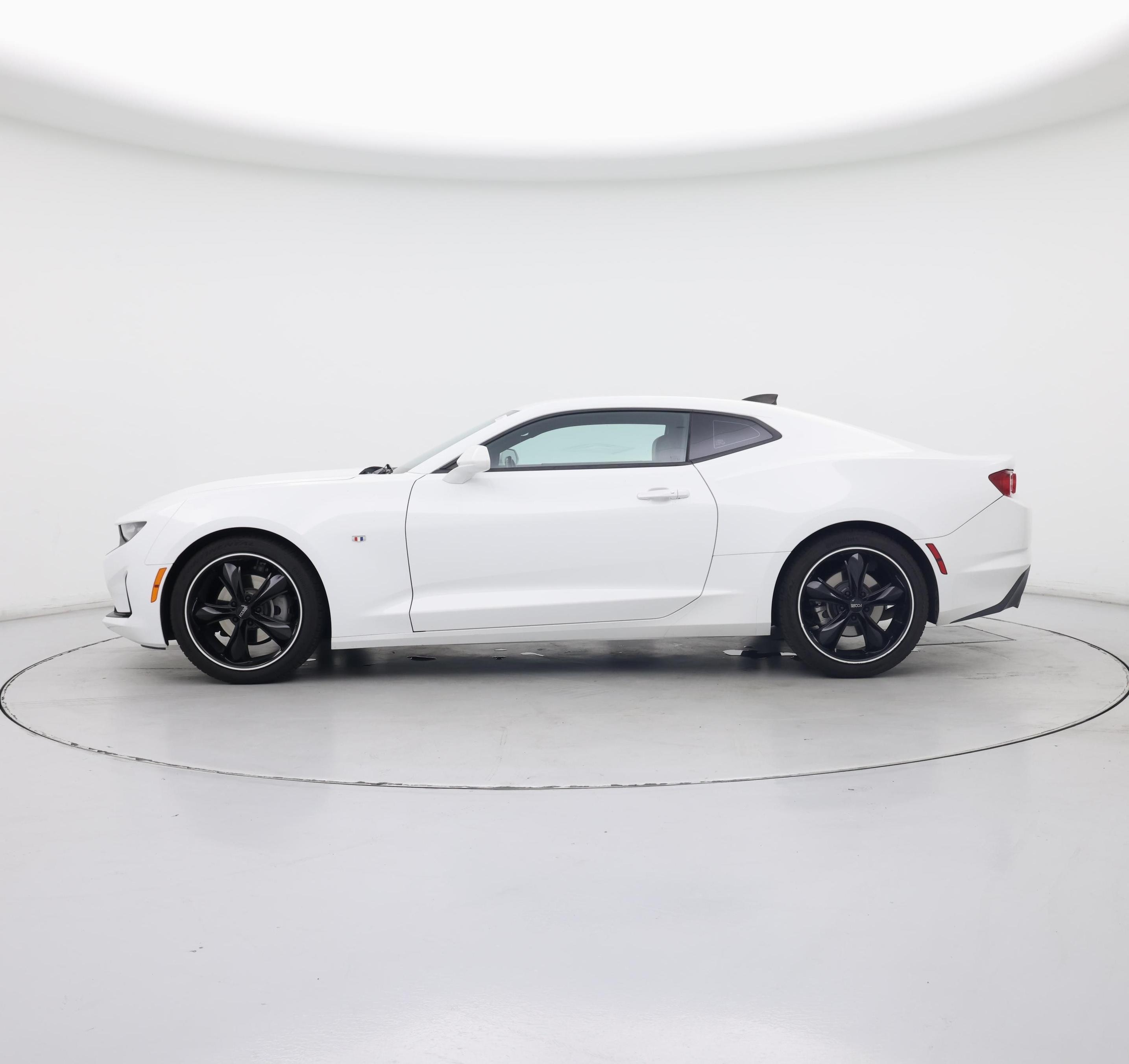 Thumbnail: 2023 Chevrolet Camaro - 3