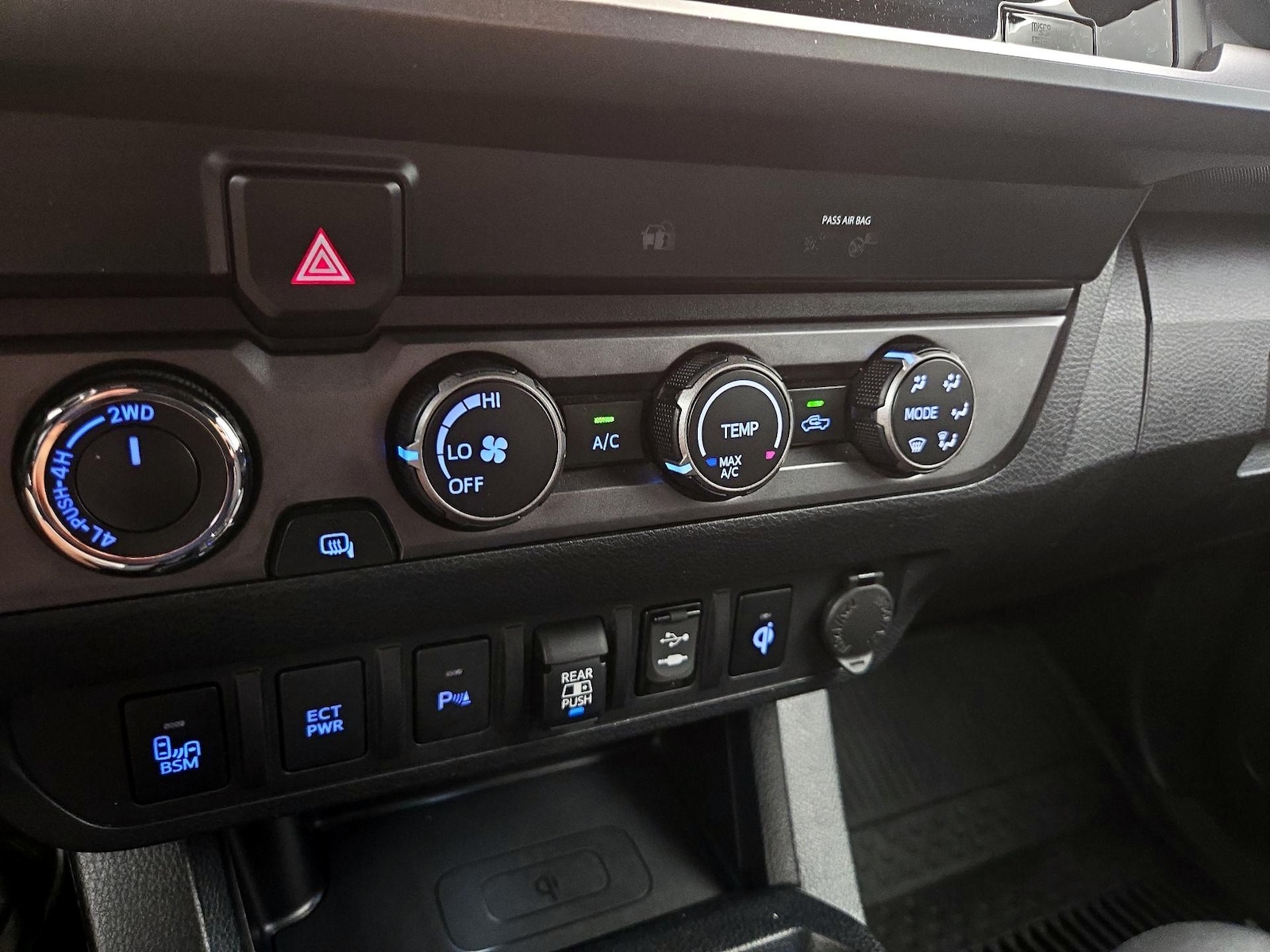 2019 Toyota Tacoma TRD Sport - Photo 18