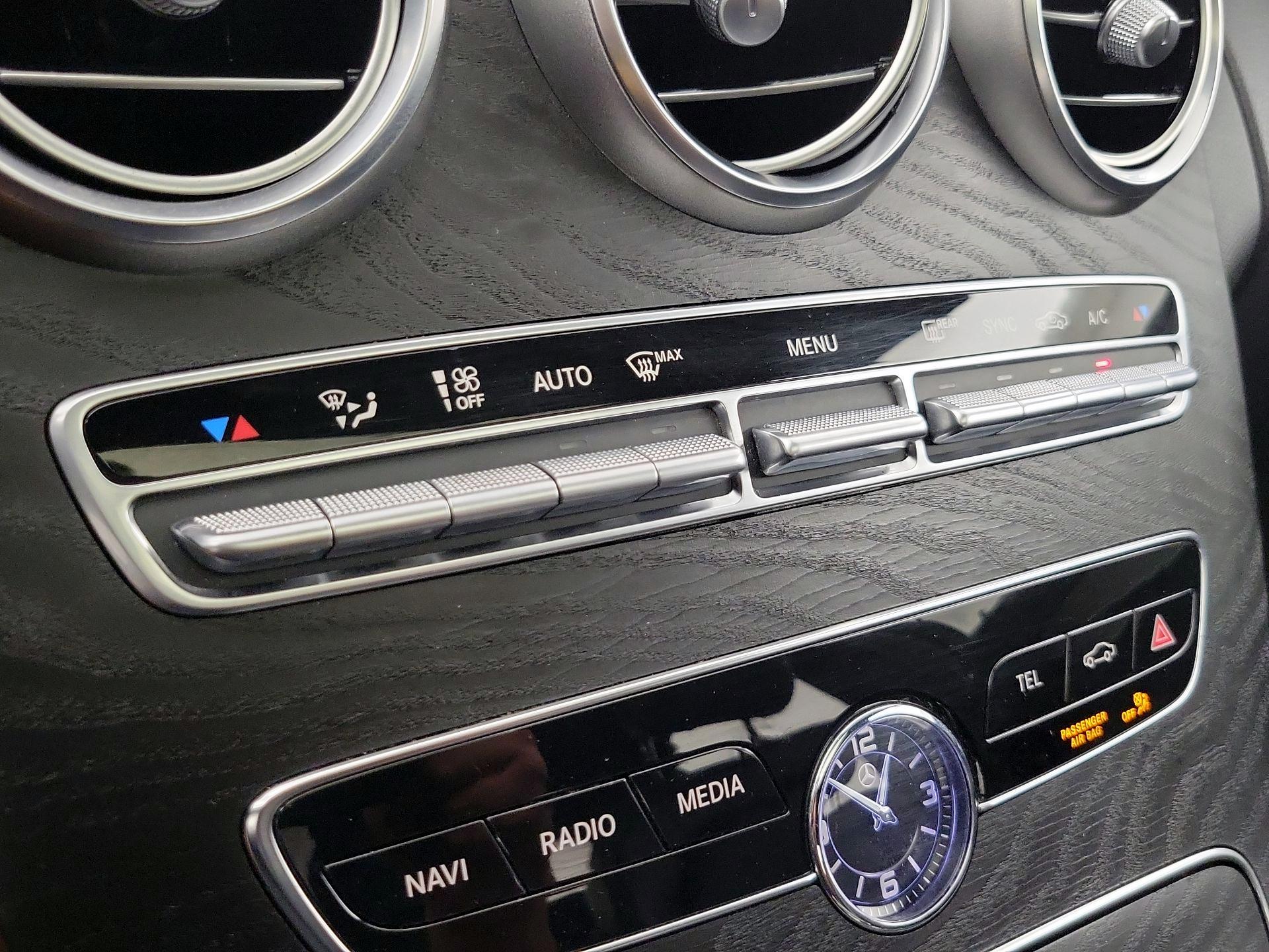 Thumbnail: 2020 Mercedes-Benz C-Class - 16