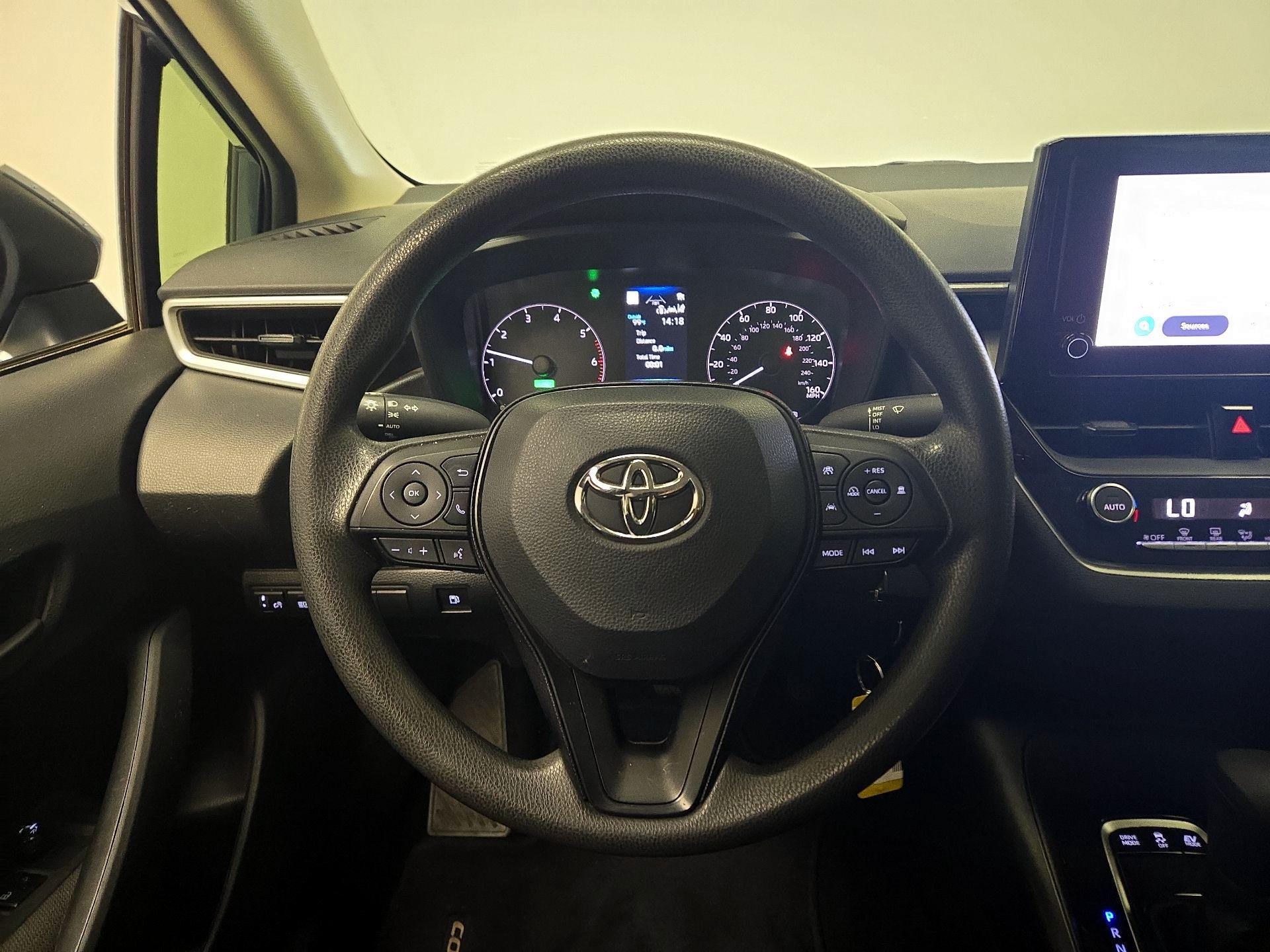 Thumbnail: 2023 Toyota Corolla - 10