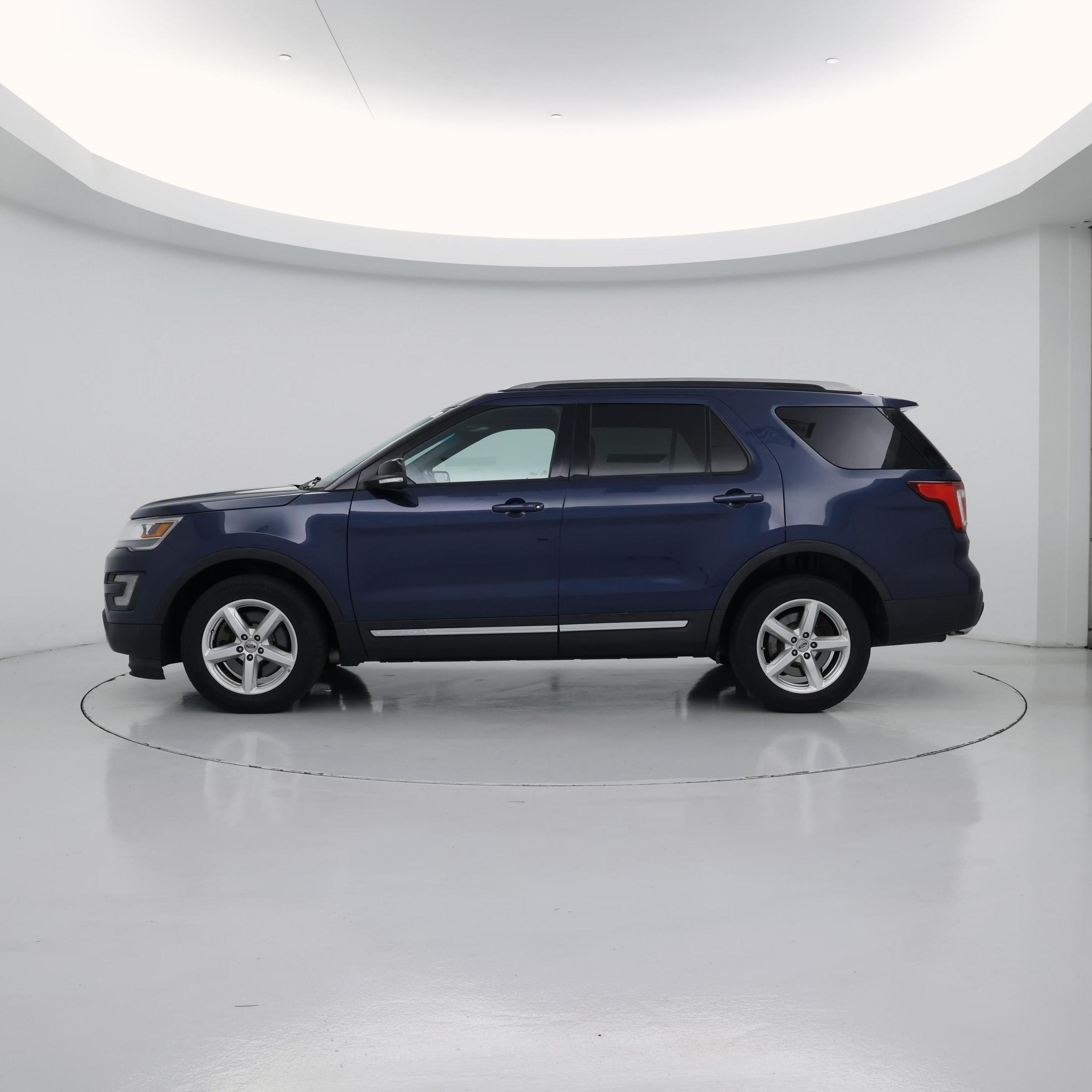 Thumbnail: 2016 Ford Explorer - 3