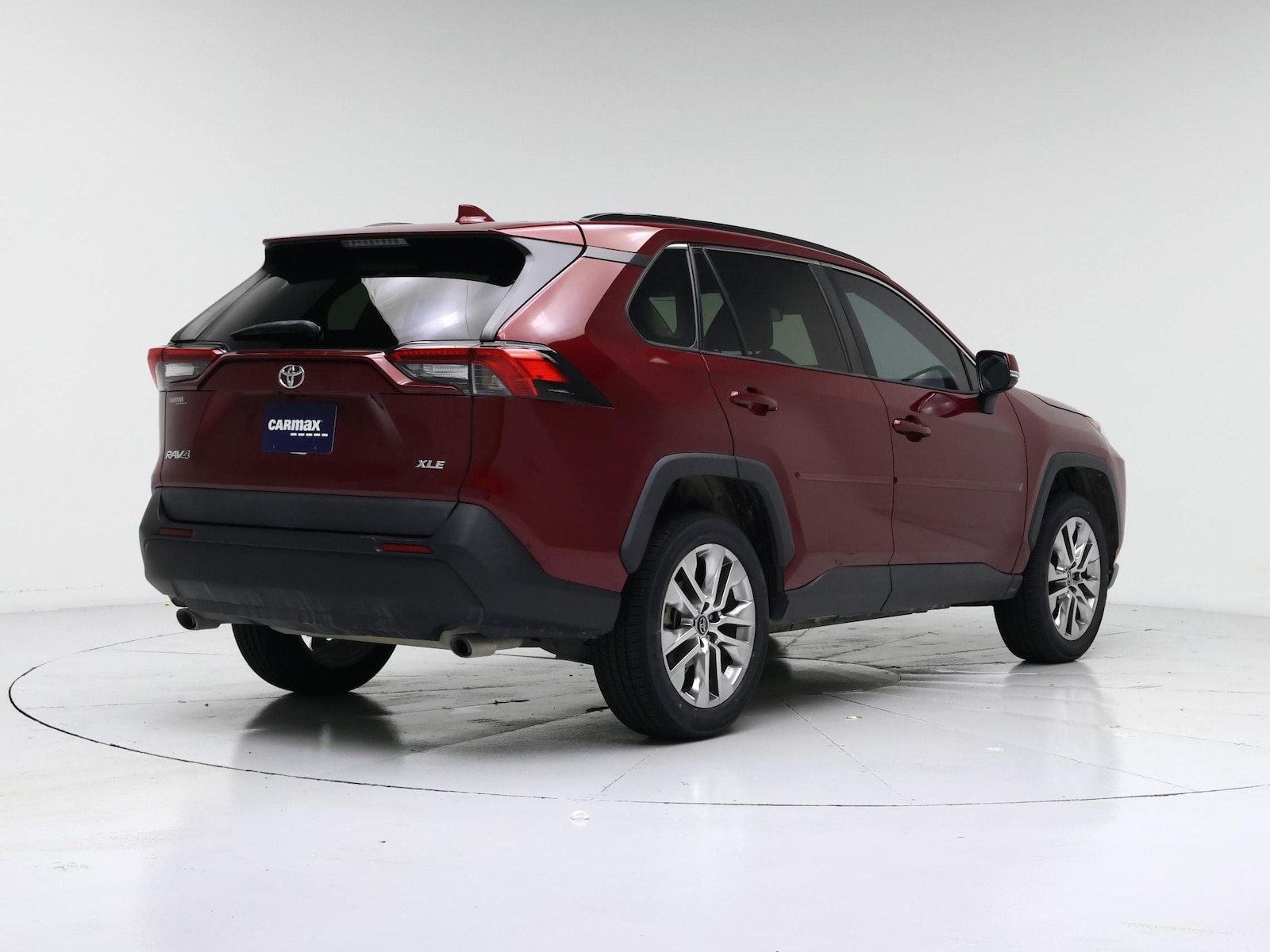 2020 Toyota RAV4 XLE Premium - Photo 9