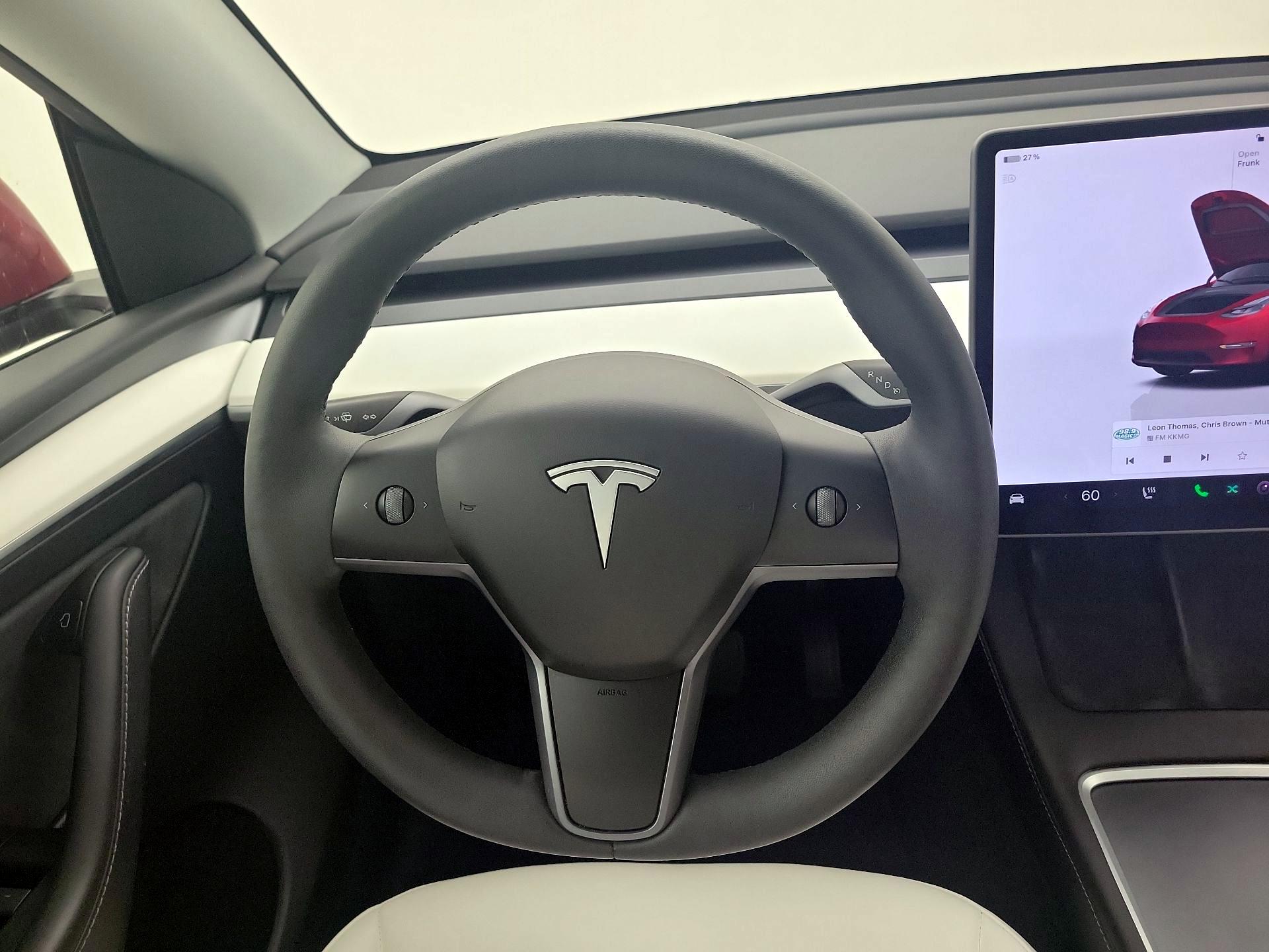 Thumbnail: 2023 Tesla Model Y - 10