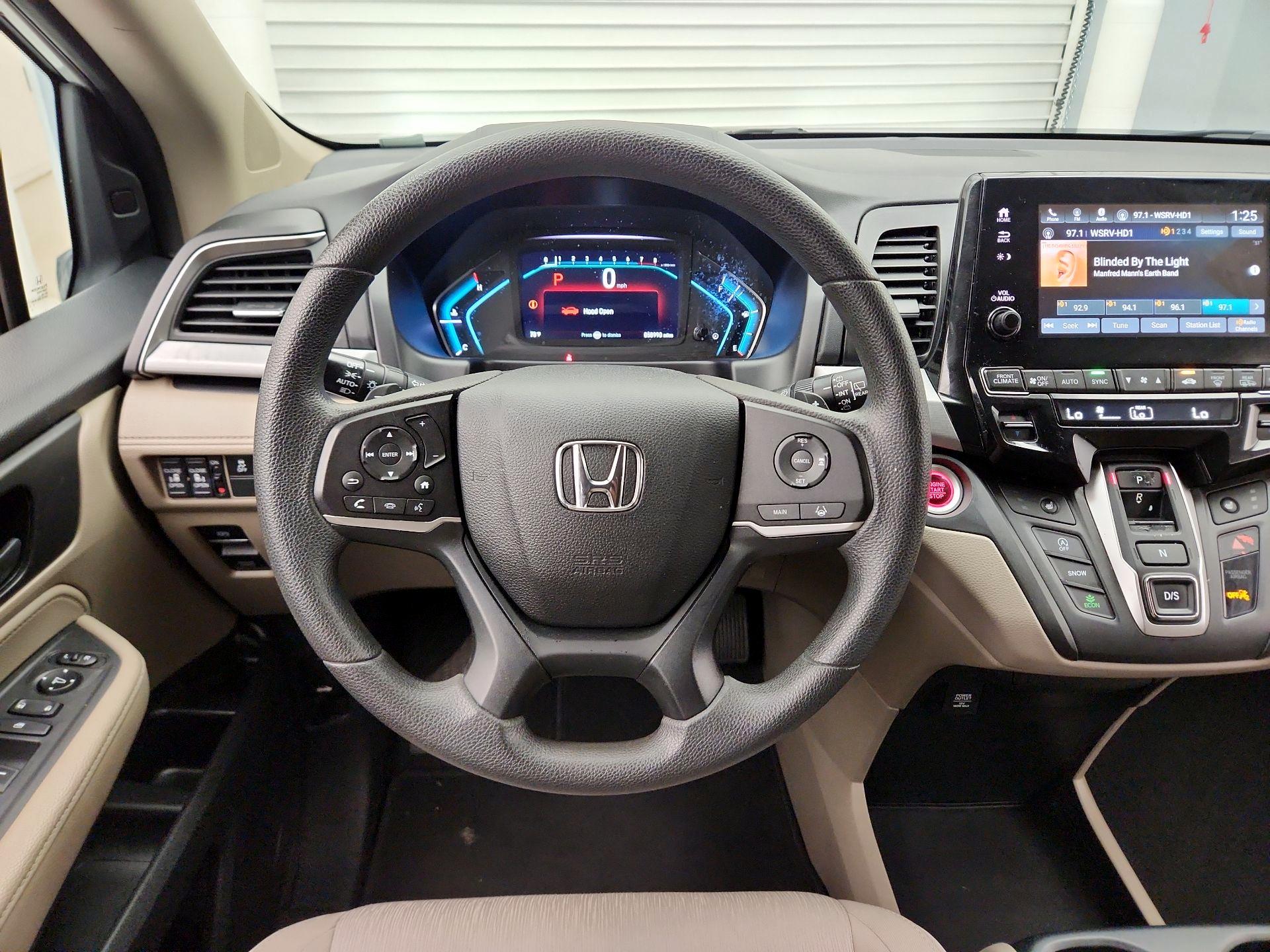 Thumbnail: 2020 Honda Odyssey - 10
