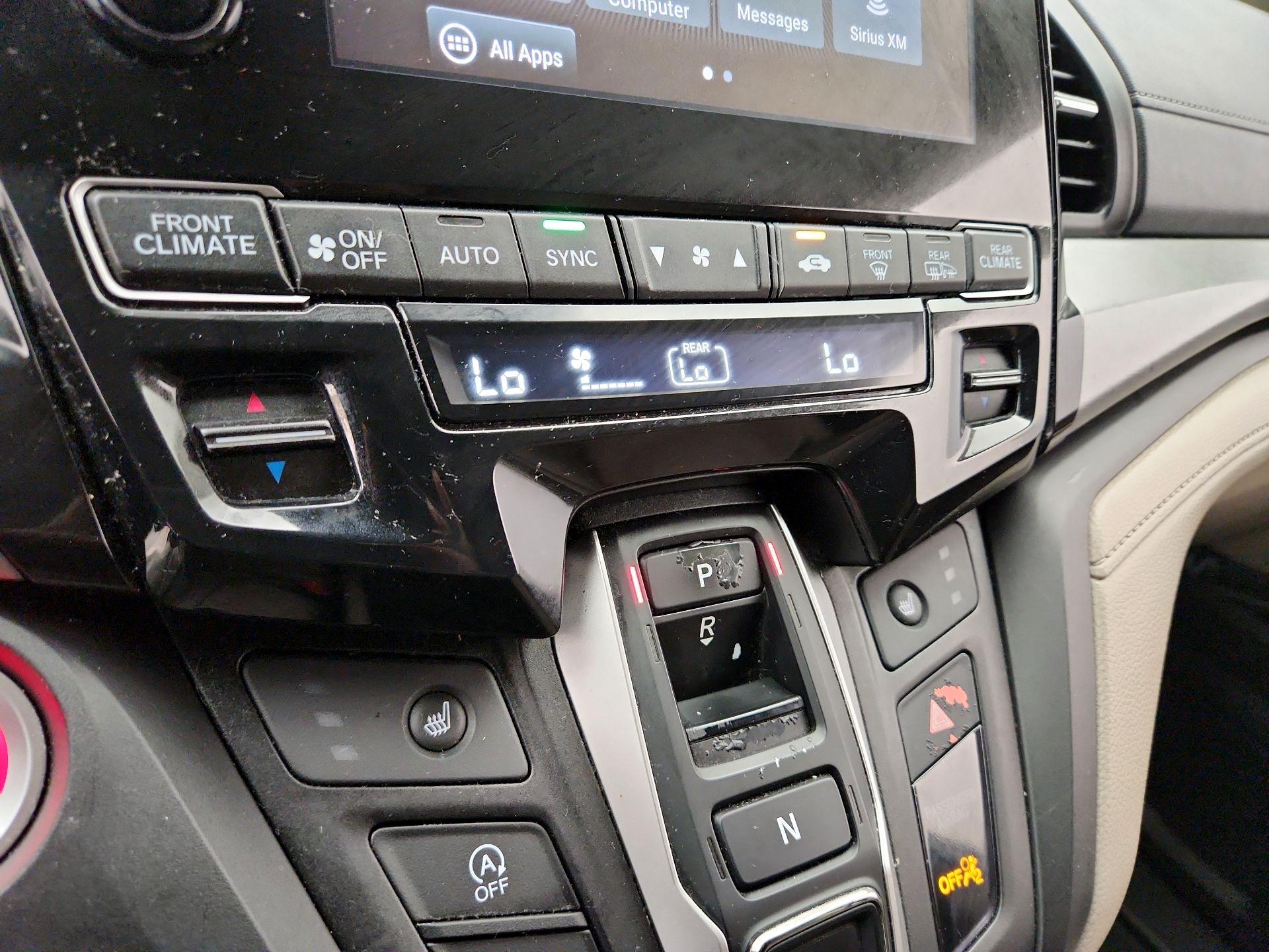 Thumbnail: 2020 Honda Odyssey - 16