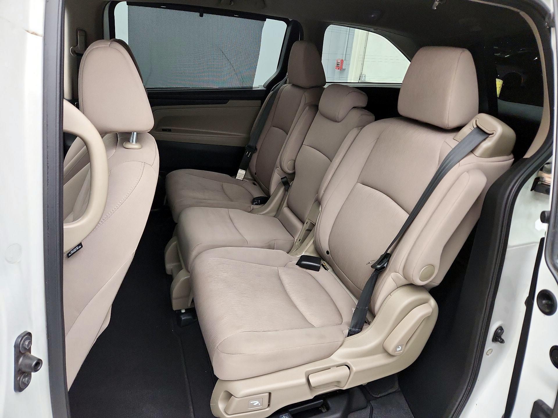 Thumbnail: 2020 Honda Odyssey - 18