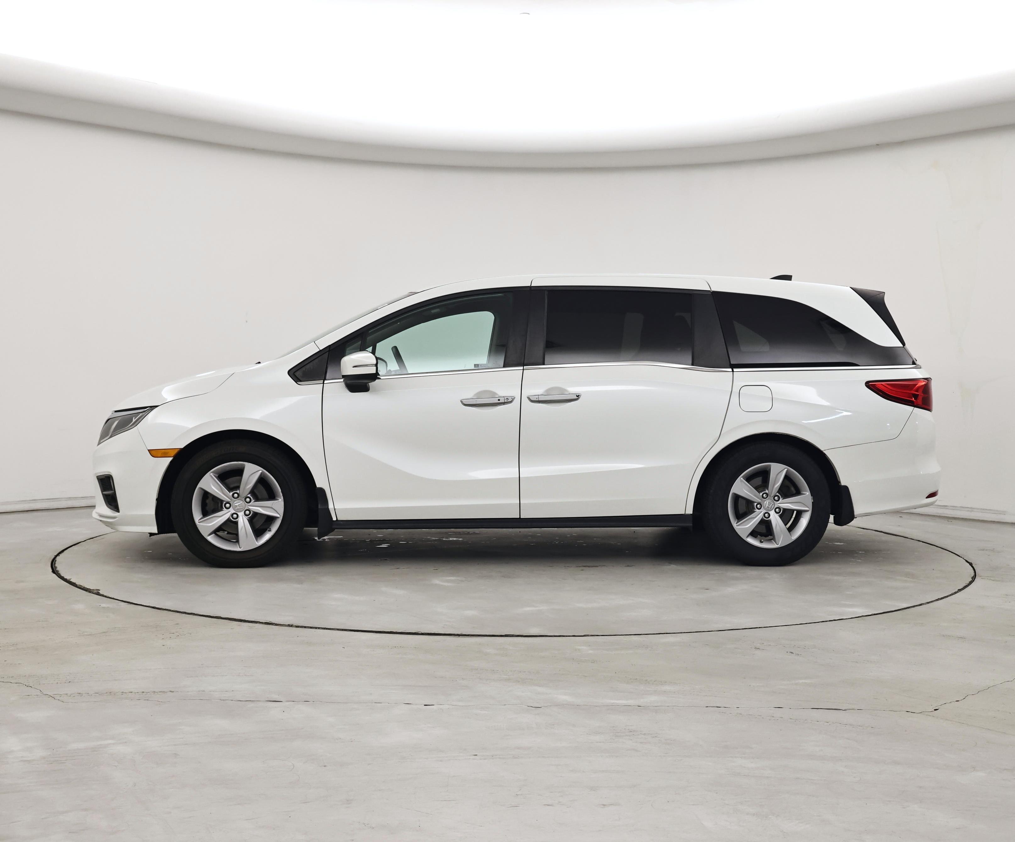 Thumbnail: 2020 Honda Odyssey - 3