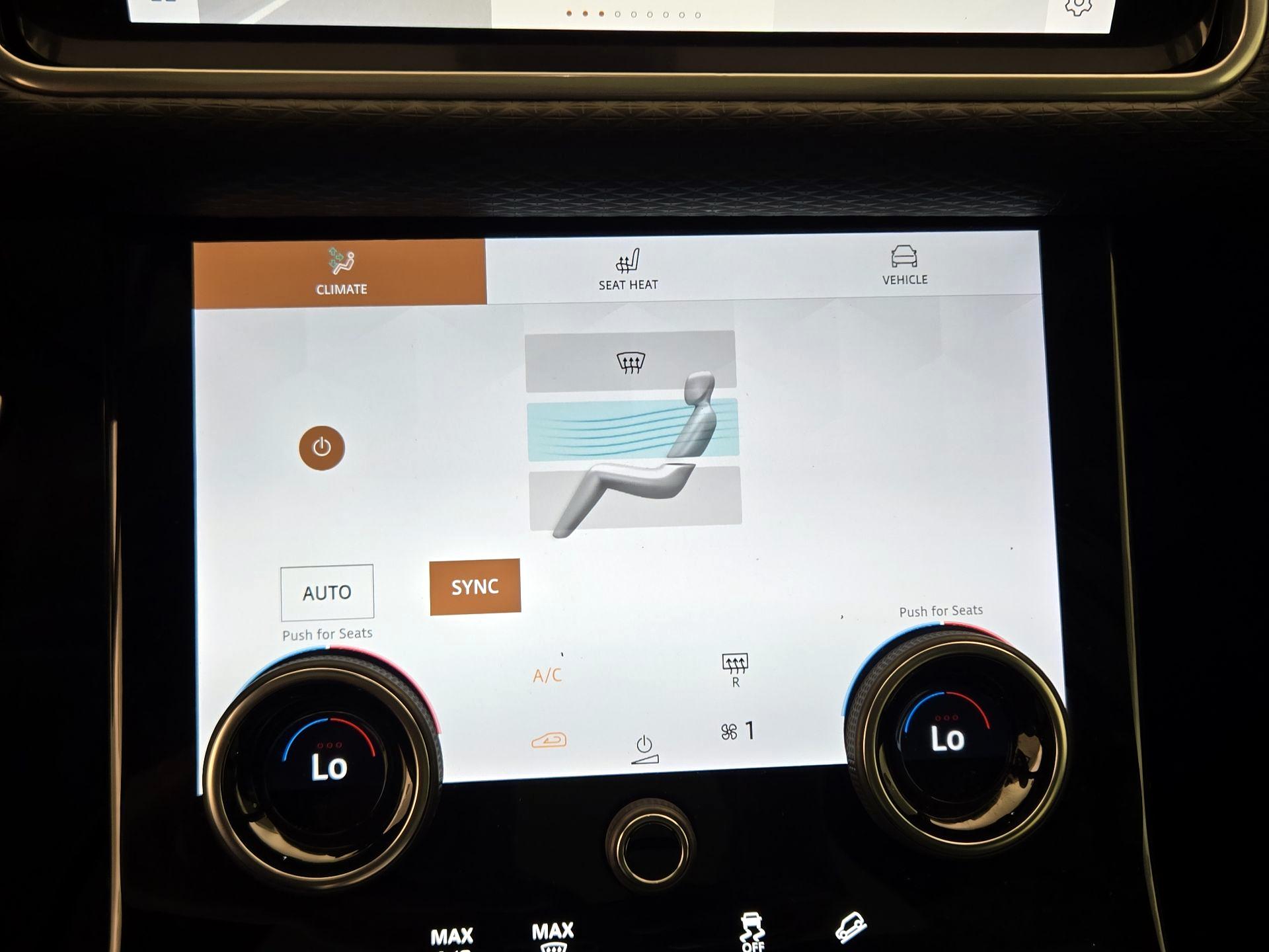Thumbnail: 2021 Land Rover Range Rover Velar - 17
