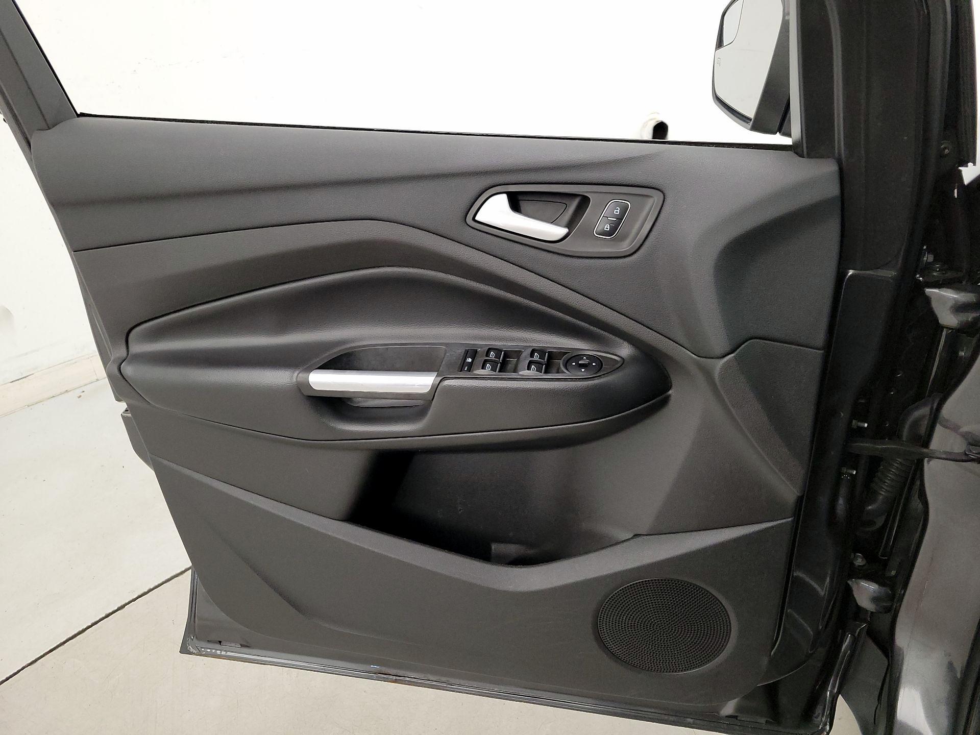 Thumbnail: 2019 Ford Escape - 12