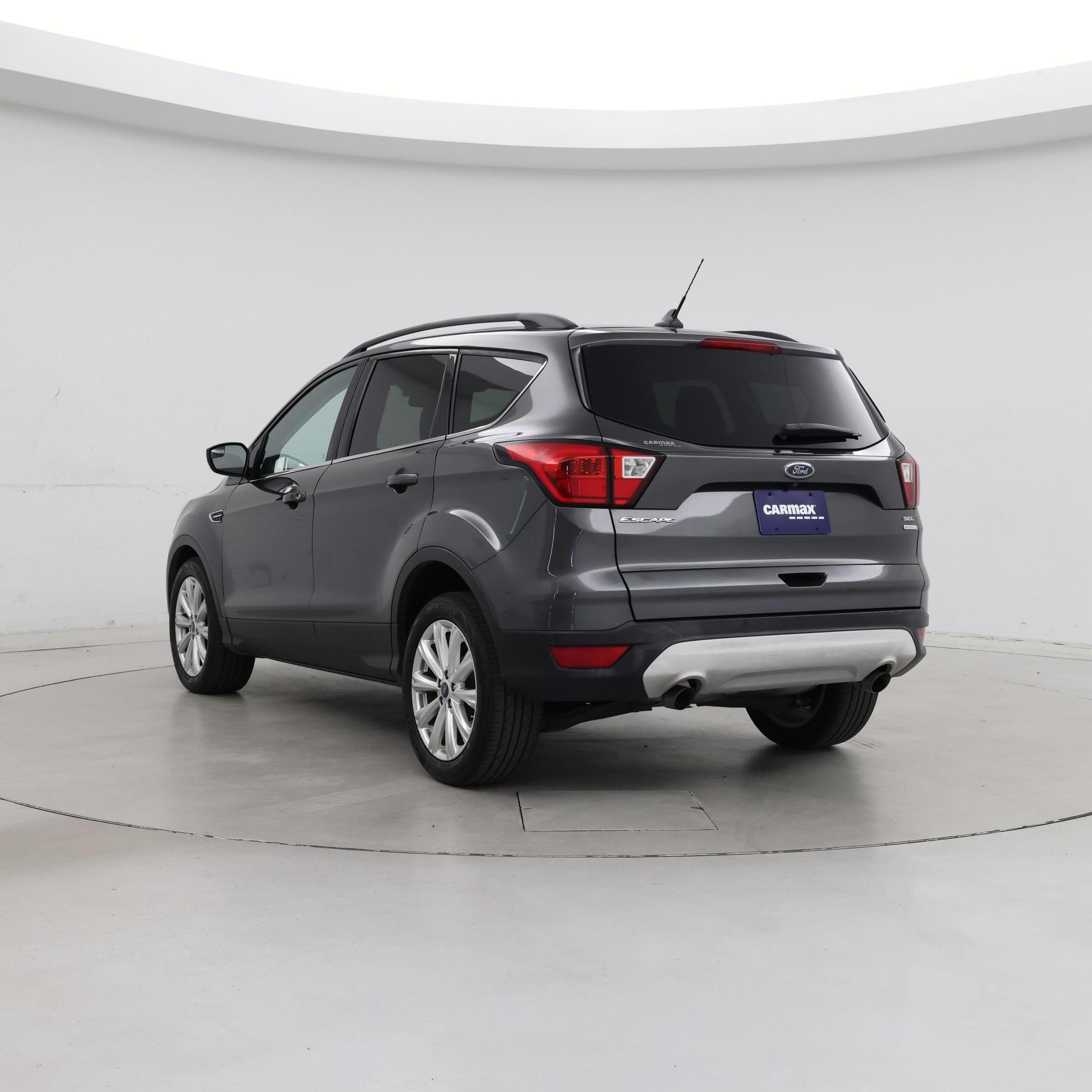 Thumbnail: 2019 Ford Escape - 2