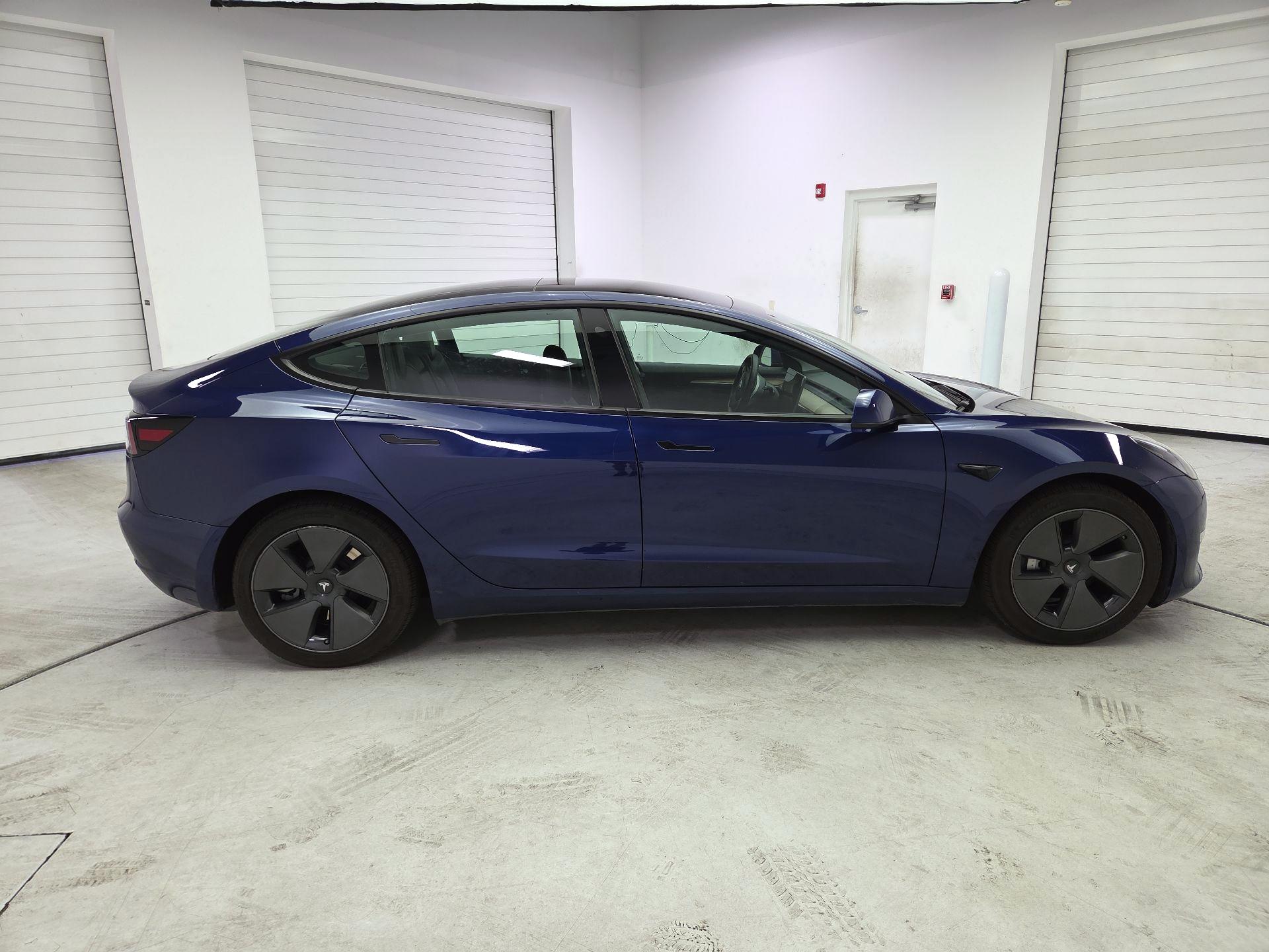 Thumbnail: 2023 Tesla Model 3 - 4