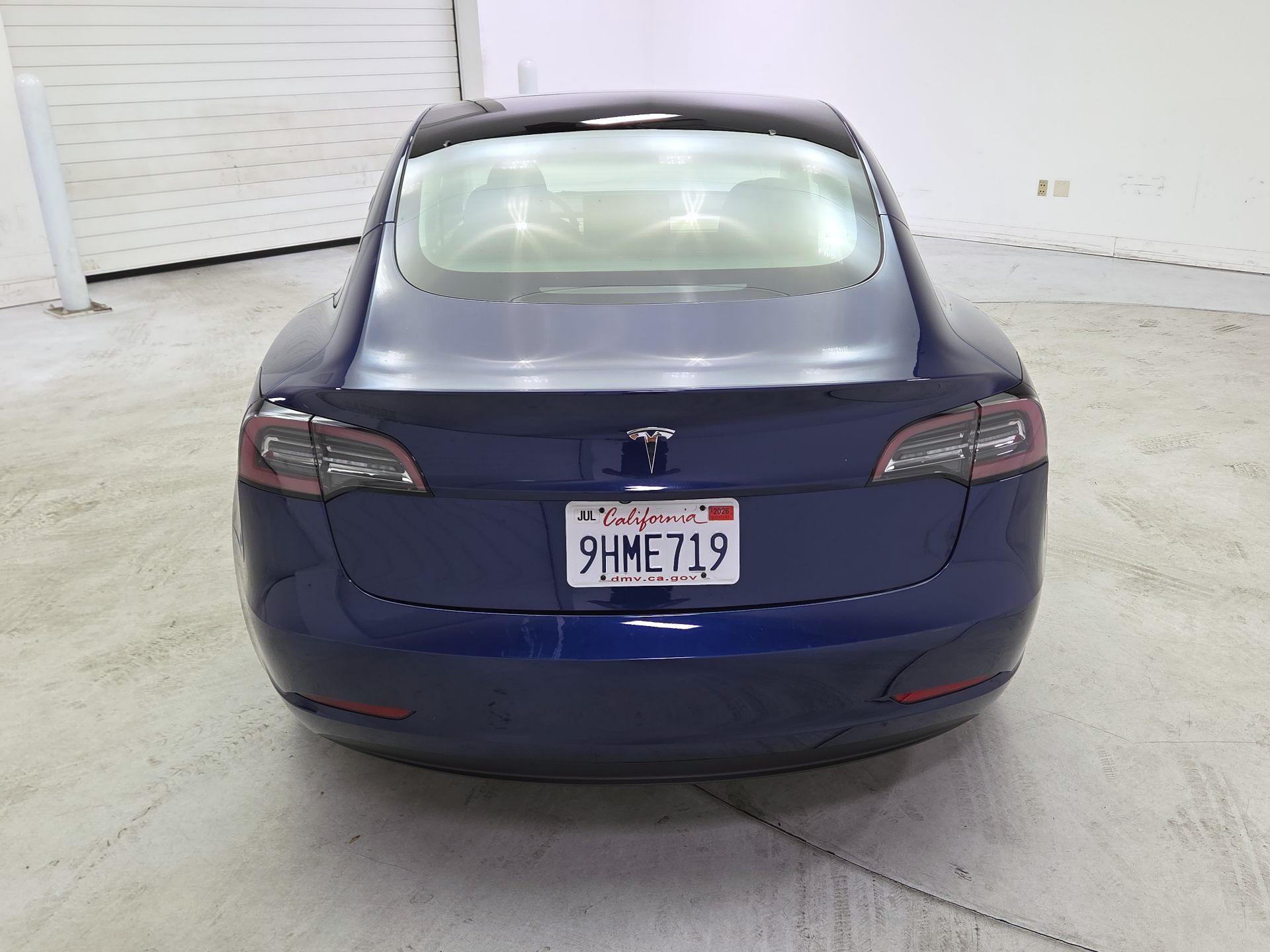 Thumbnail: 2023 Tesla Model 3 - 6