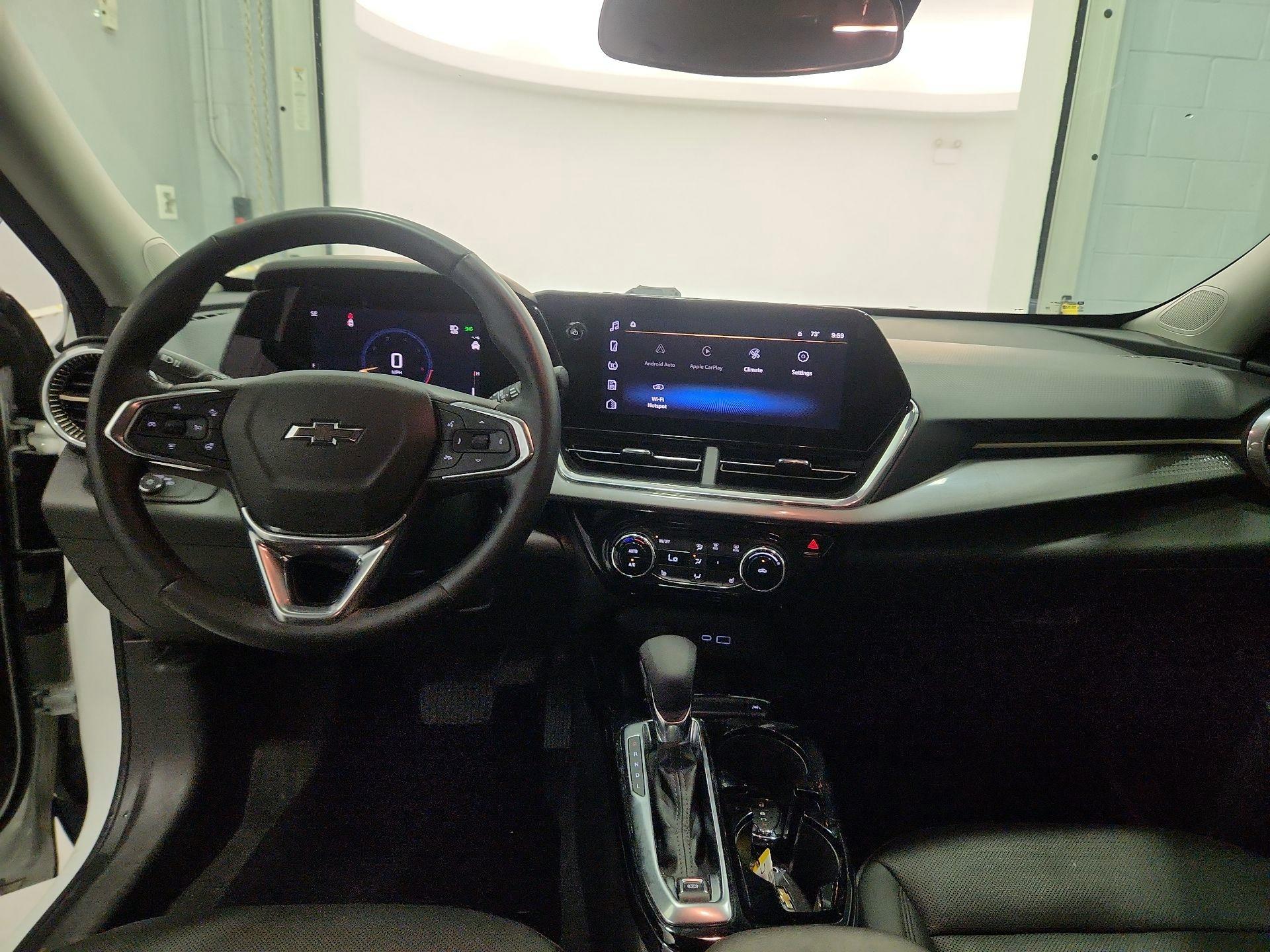 Thumbnail: 2025 Chevrolet Trax - 9