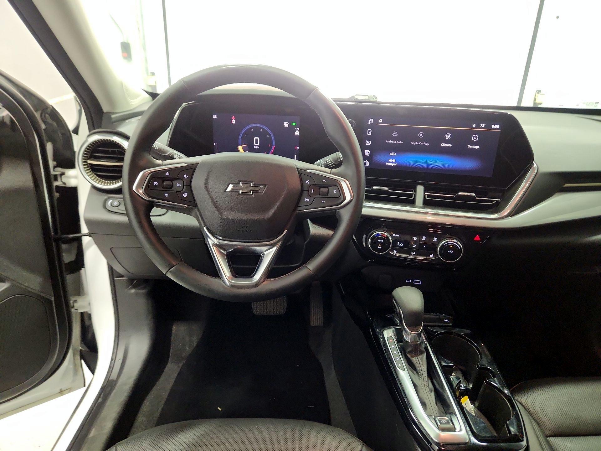 Thumbnail: 2025 Chevrolet Trax - 10