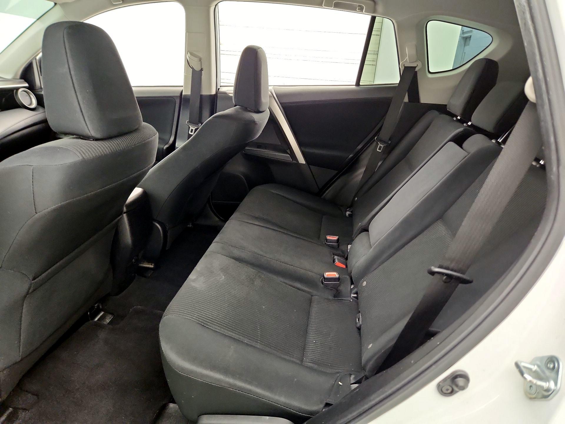 Thumbnail: 2017 Toyota RAV4 - 19