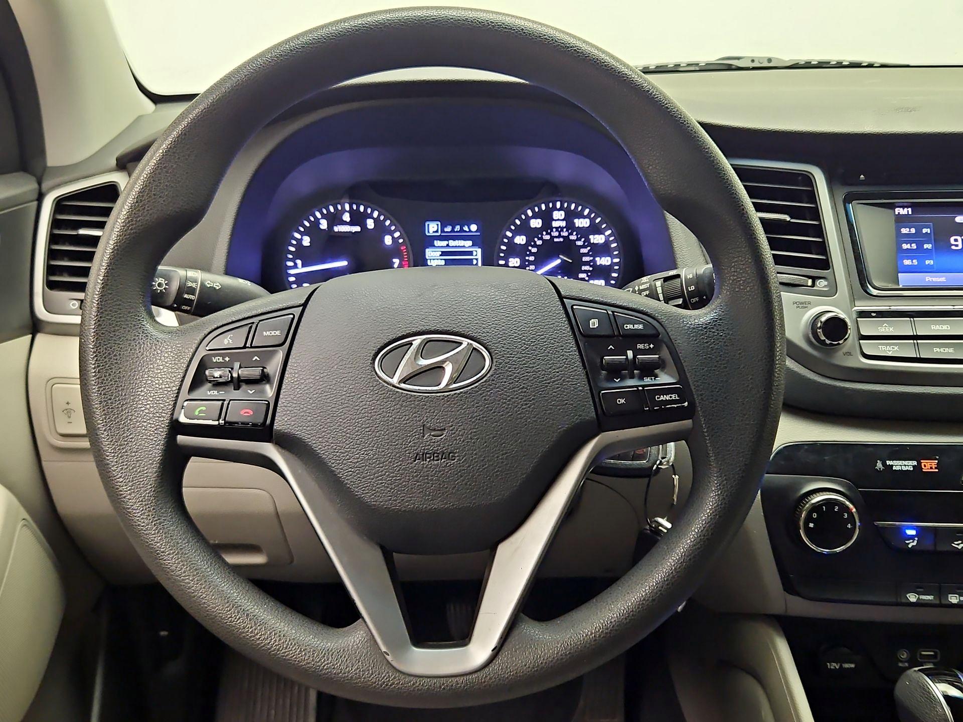 Thumbnail: 2017 Hyundai Tucson - 10