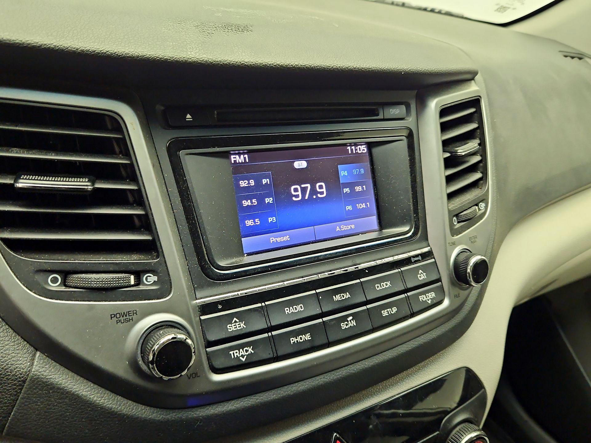 Thumbnail: 2017 Hyundai Tucson - 15
