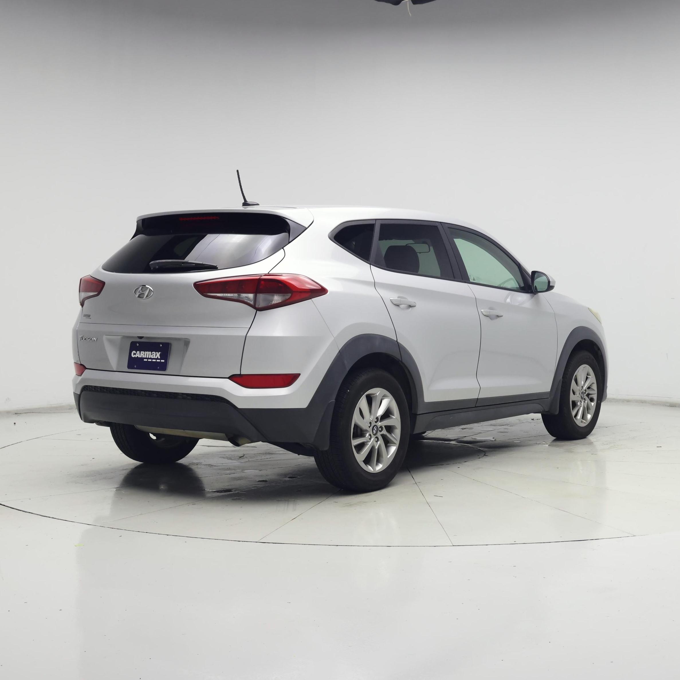 Thumbnail: 2017 Hyundai Tucson - 8