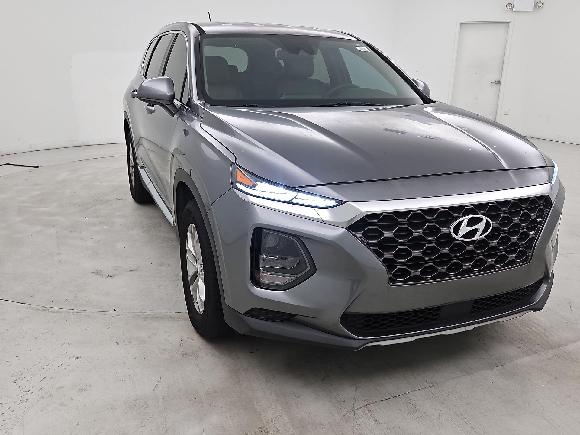 Thumbnail: 2020 Hyundai Santa Fe - 1