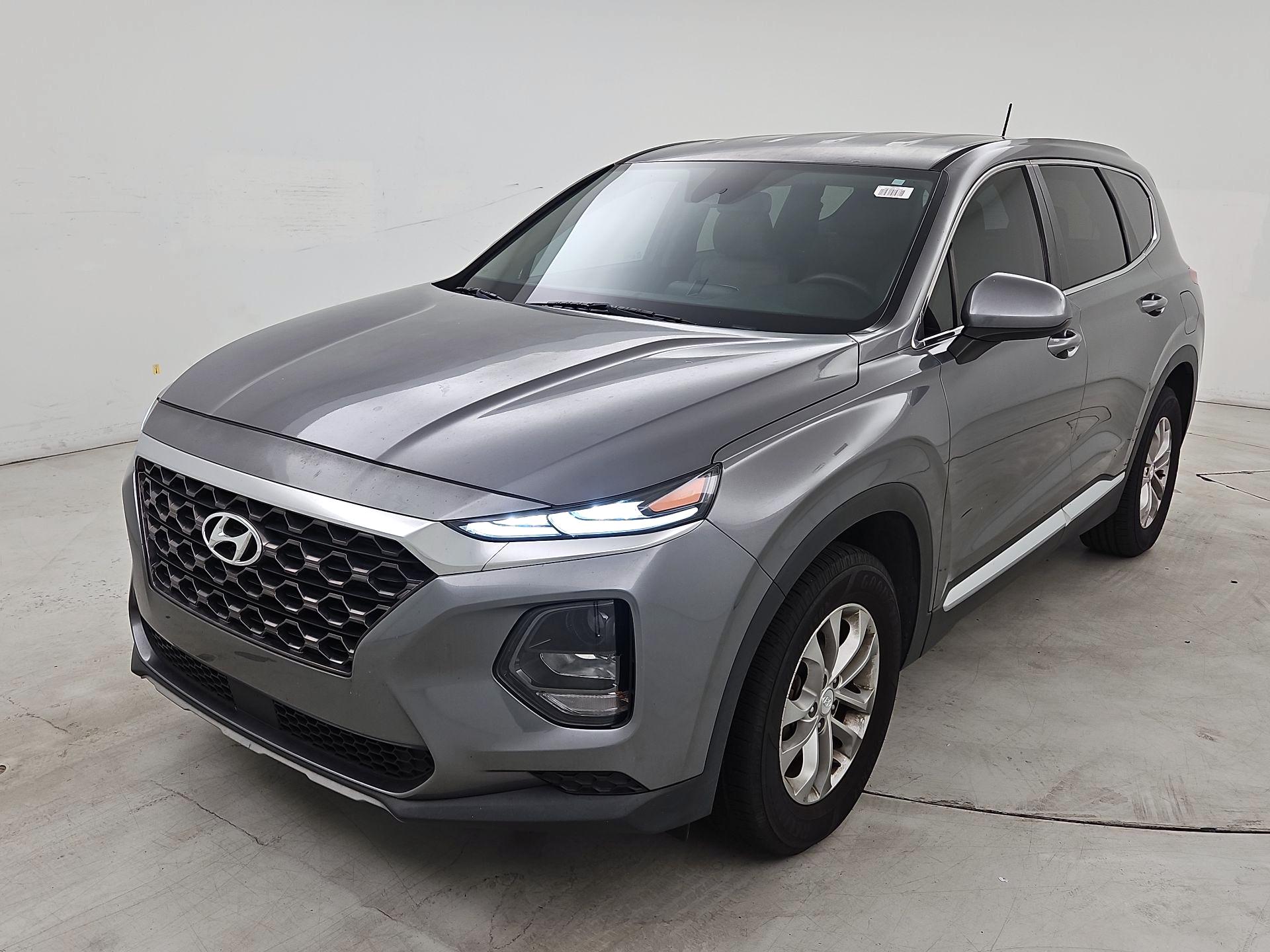 Thumbnail: 2020 Hyundai Santa Fe - 3