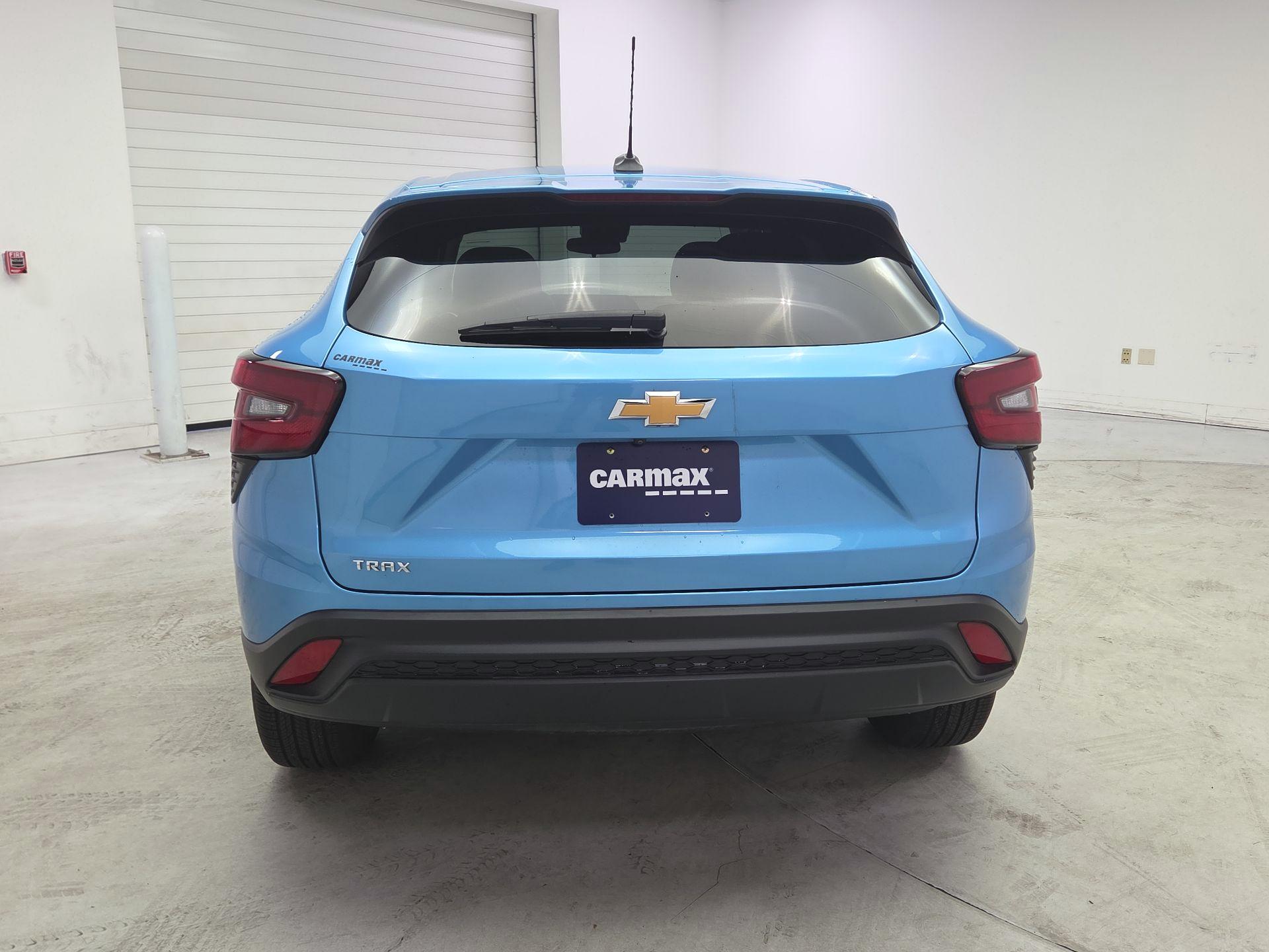Thumbnail: 2025 Chevrolet Trax - 6