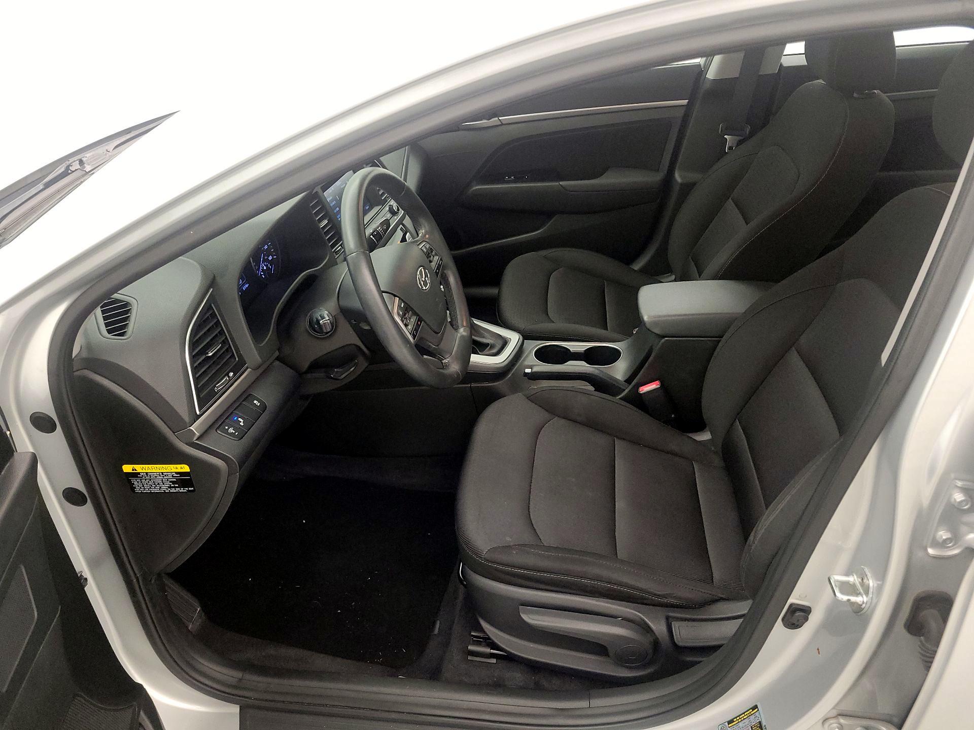 Thumbnail: 2018 Hyundai Elantra - 11